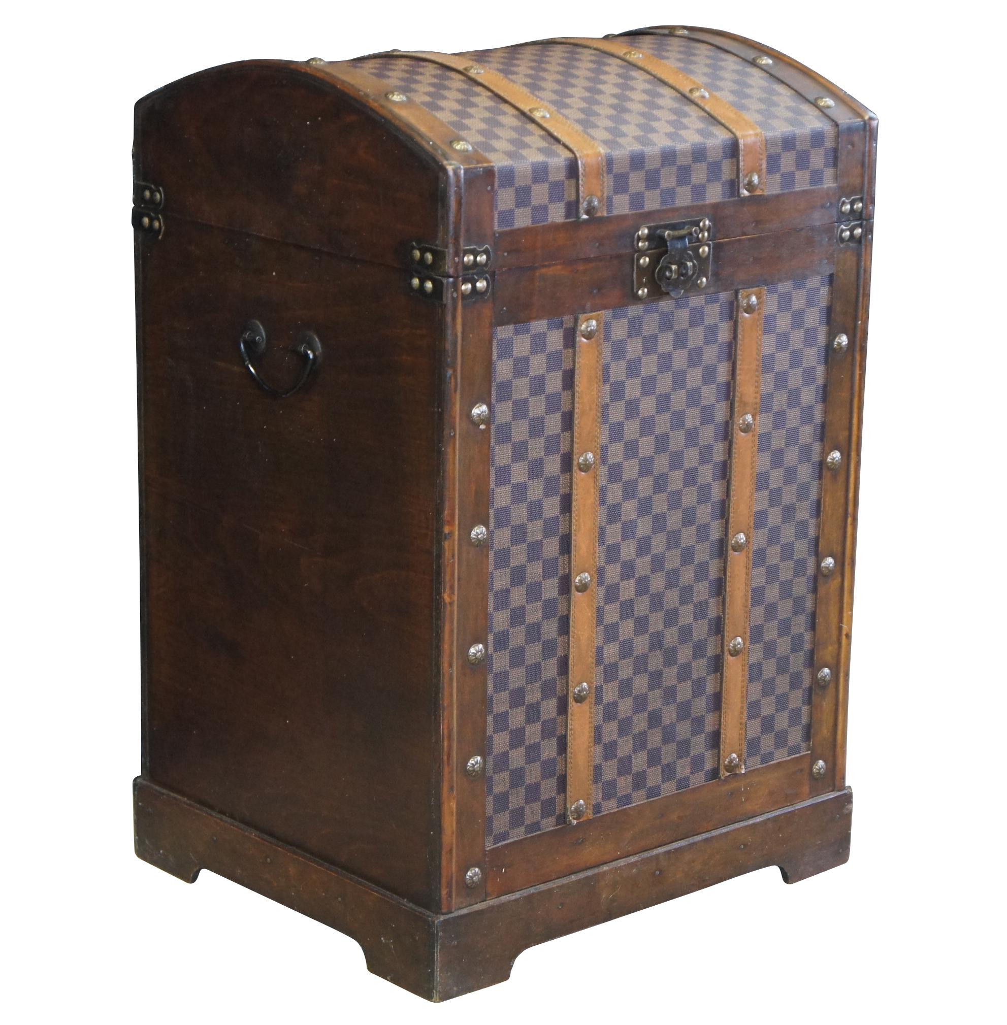 Vintage Wooden Dome Top Storage Trunk Checkered Monogrammed Canvas Chest In Good Condition For Sale In Dayton, OH