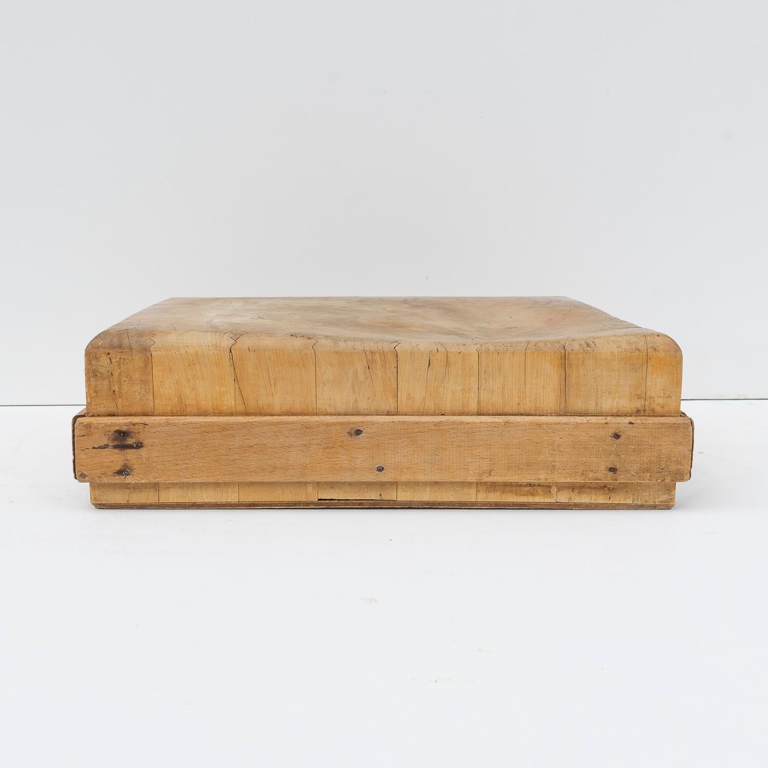 Vintage Wooden End Grain Butchers Block Chopping Board, Early-Mid 20th Century 3