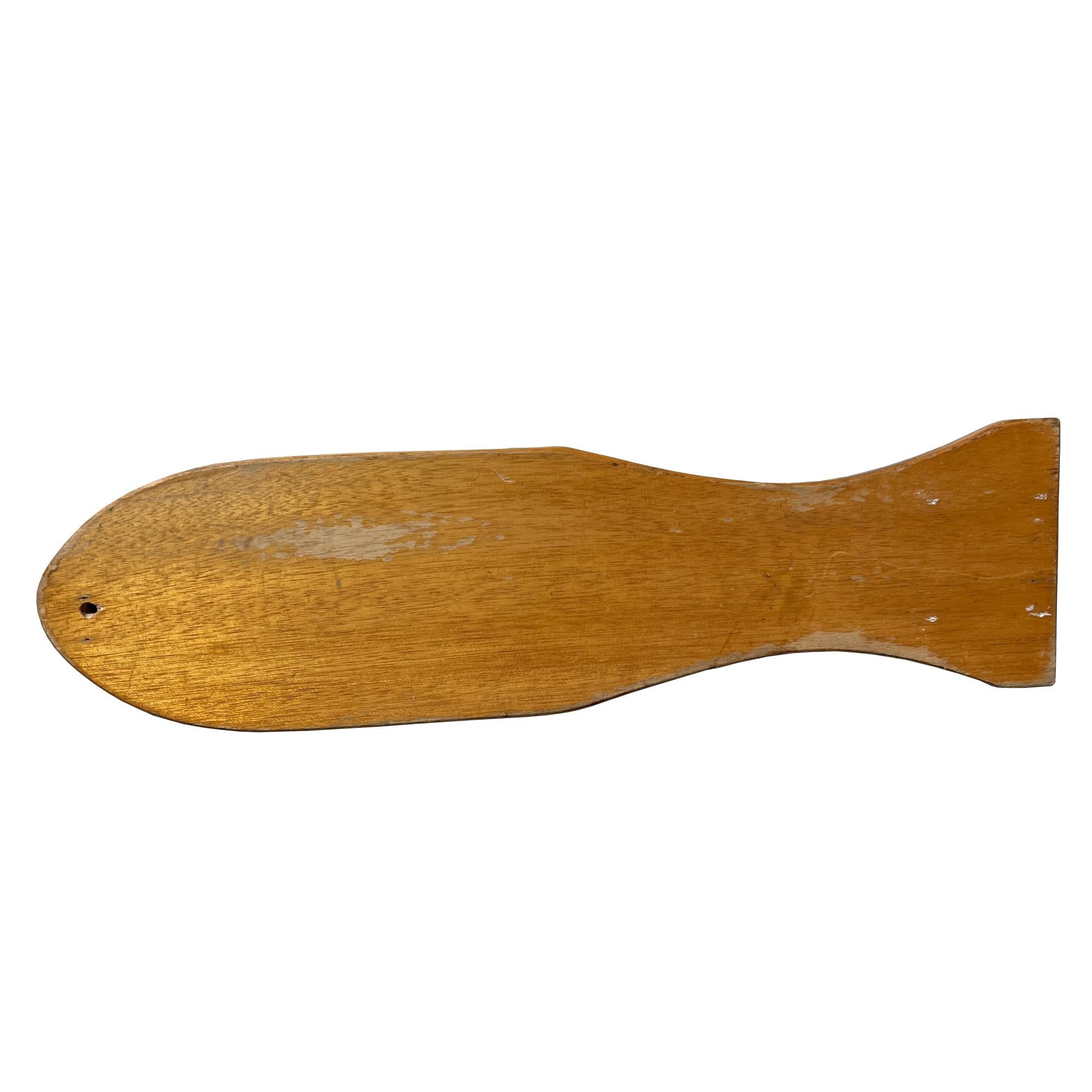 Vintage Wooden Fish Filleting Board with Metal Clamp – Nautical Folk Art In Good Condition For Sale In Oklahoma City, OK