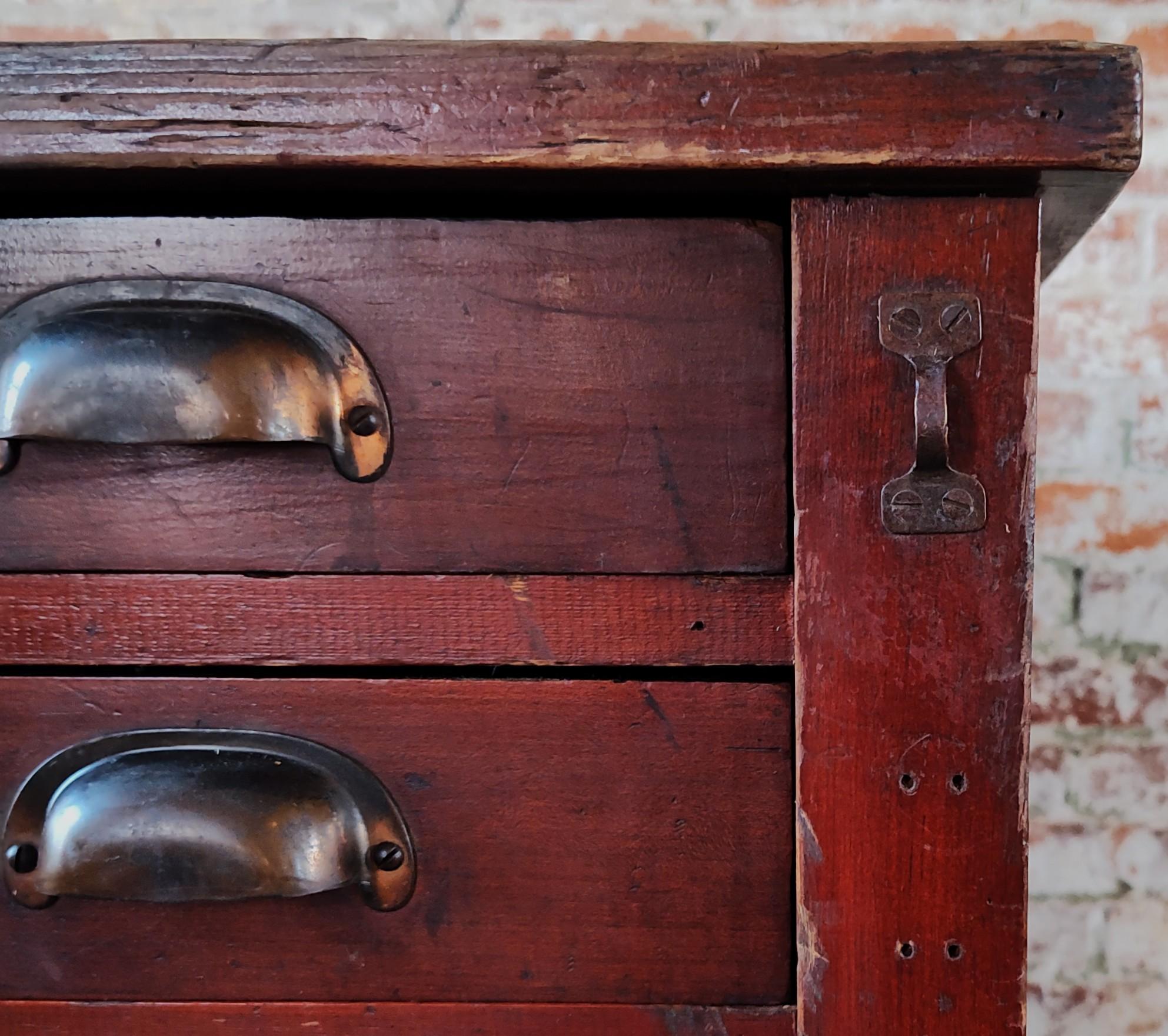 Vintage Wooden Flat File with 10 Drawers In Good Condition For Sale In Oakville, CT