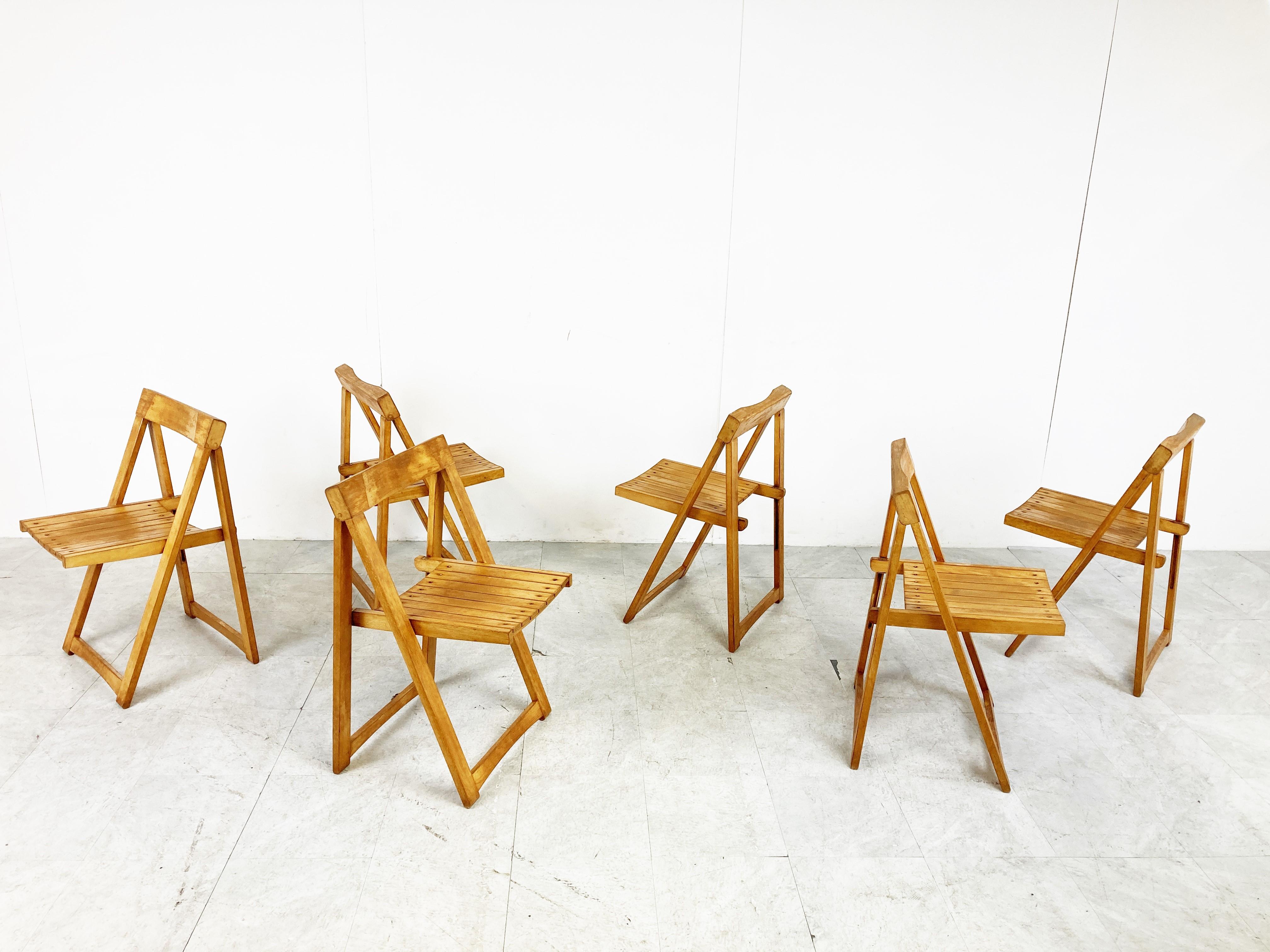 Vintage Wooden Folding Chairs, 1960s For Sale 2