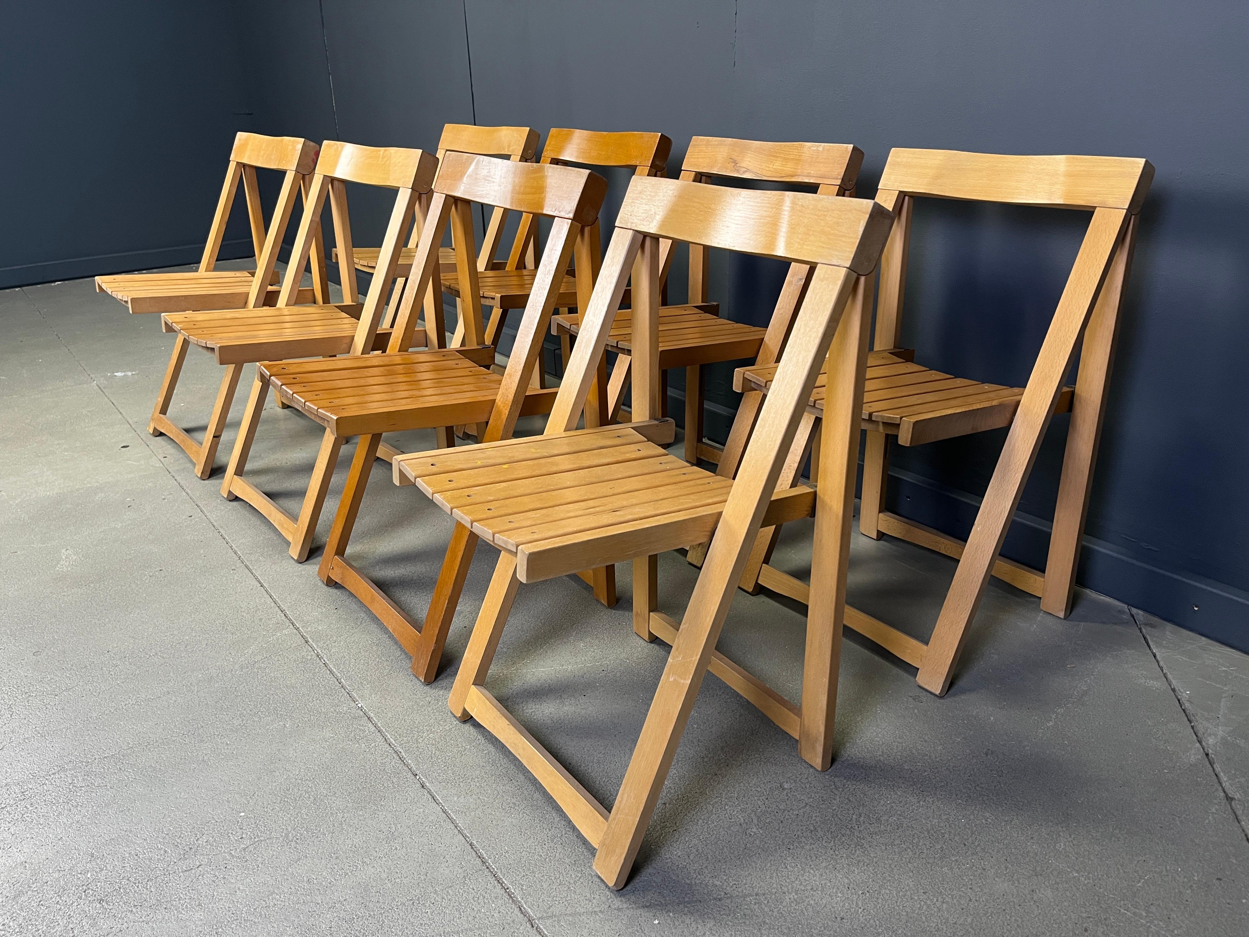 Wood Vintage wooden folding chairs, 1960s set of 8 For Sale