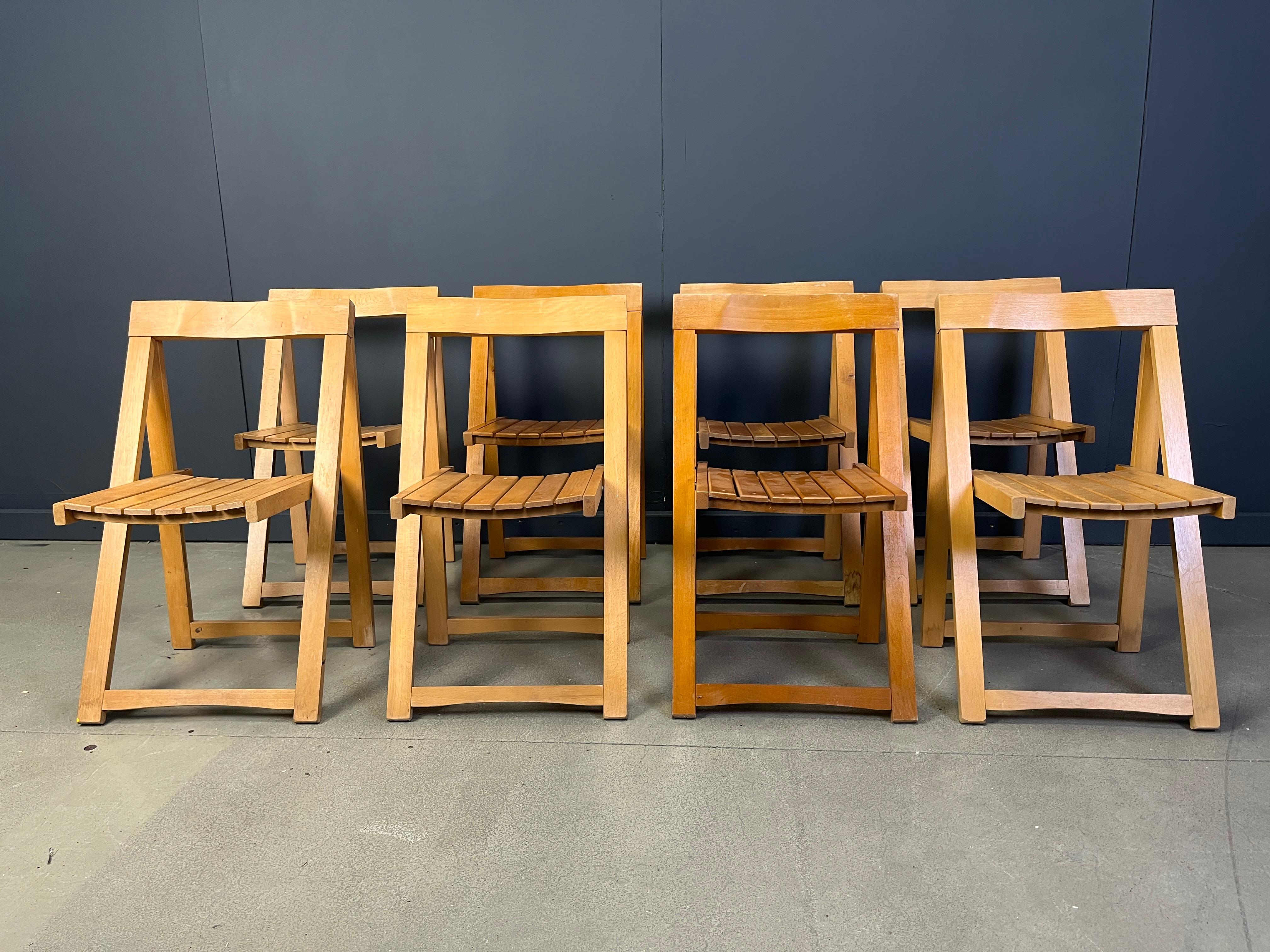 Vintage wooden folding chairs, 1960s set of 8 For Sale 2
