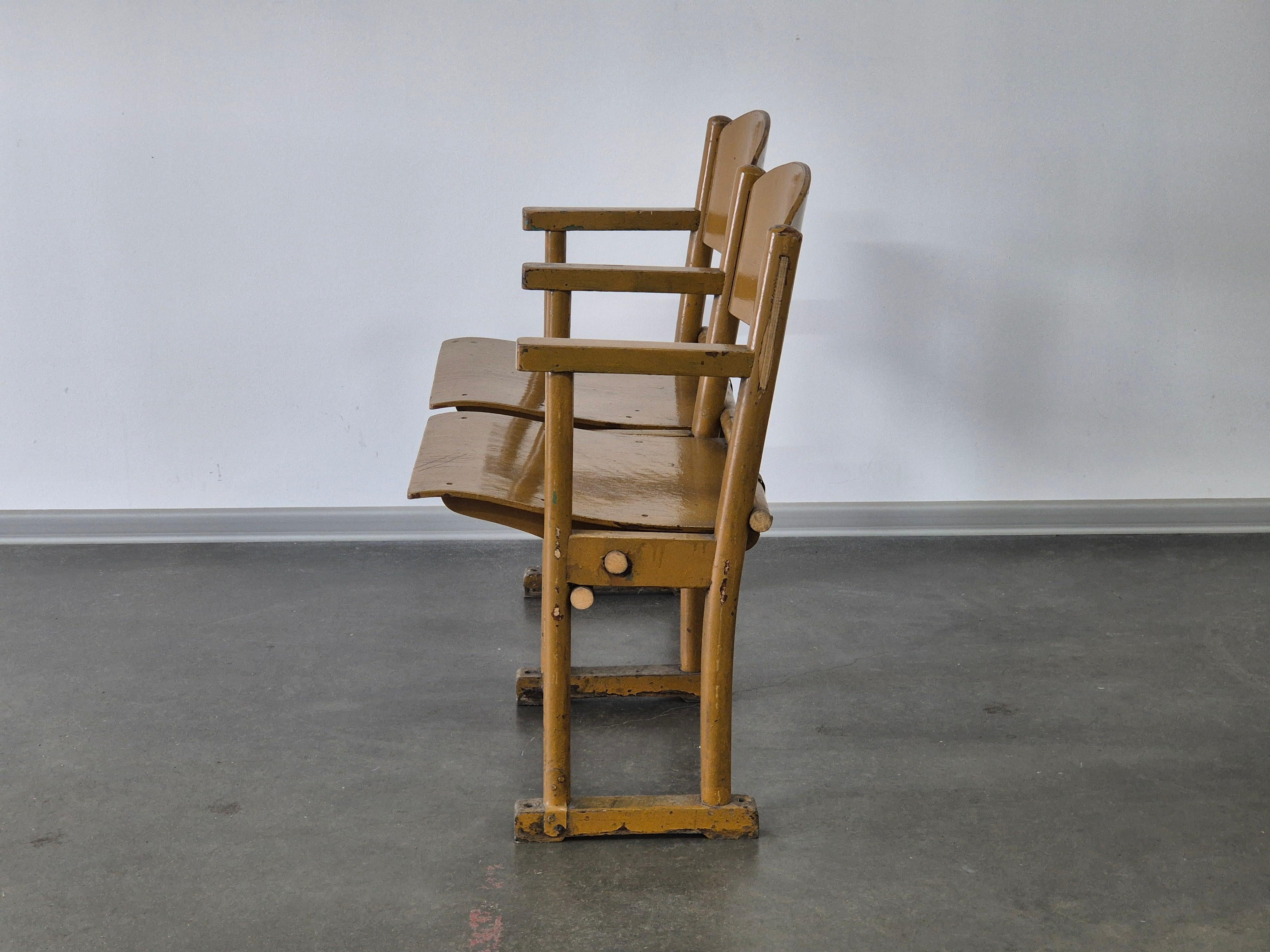 Vintage wooden folding cinema chairs In Fair Condition For Sale In Radomsko, Województwo łódzkie