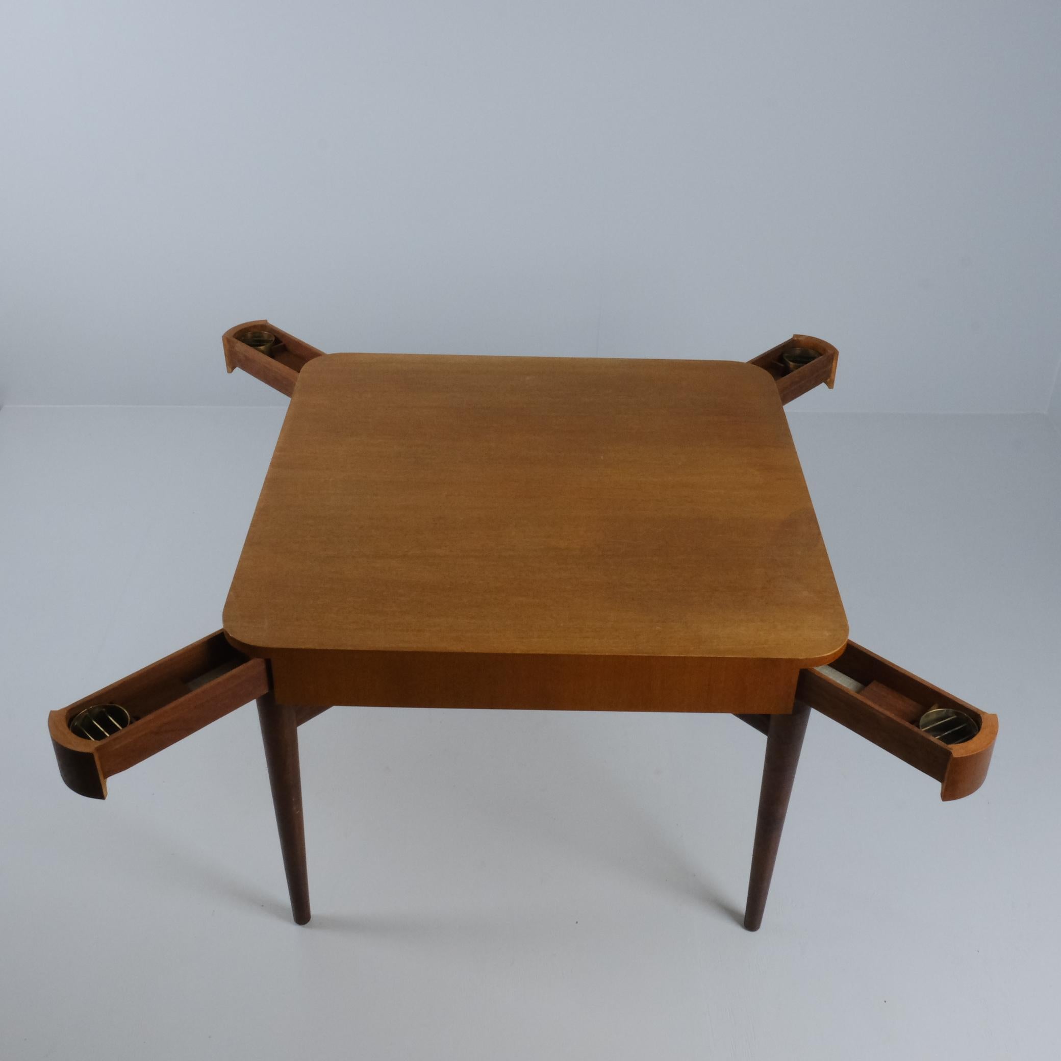 Vintage Wooden Game / Card Table, Attr. to Carin Bryggman, Finland 1950s For Sale 1