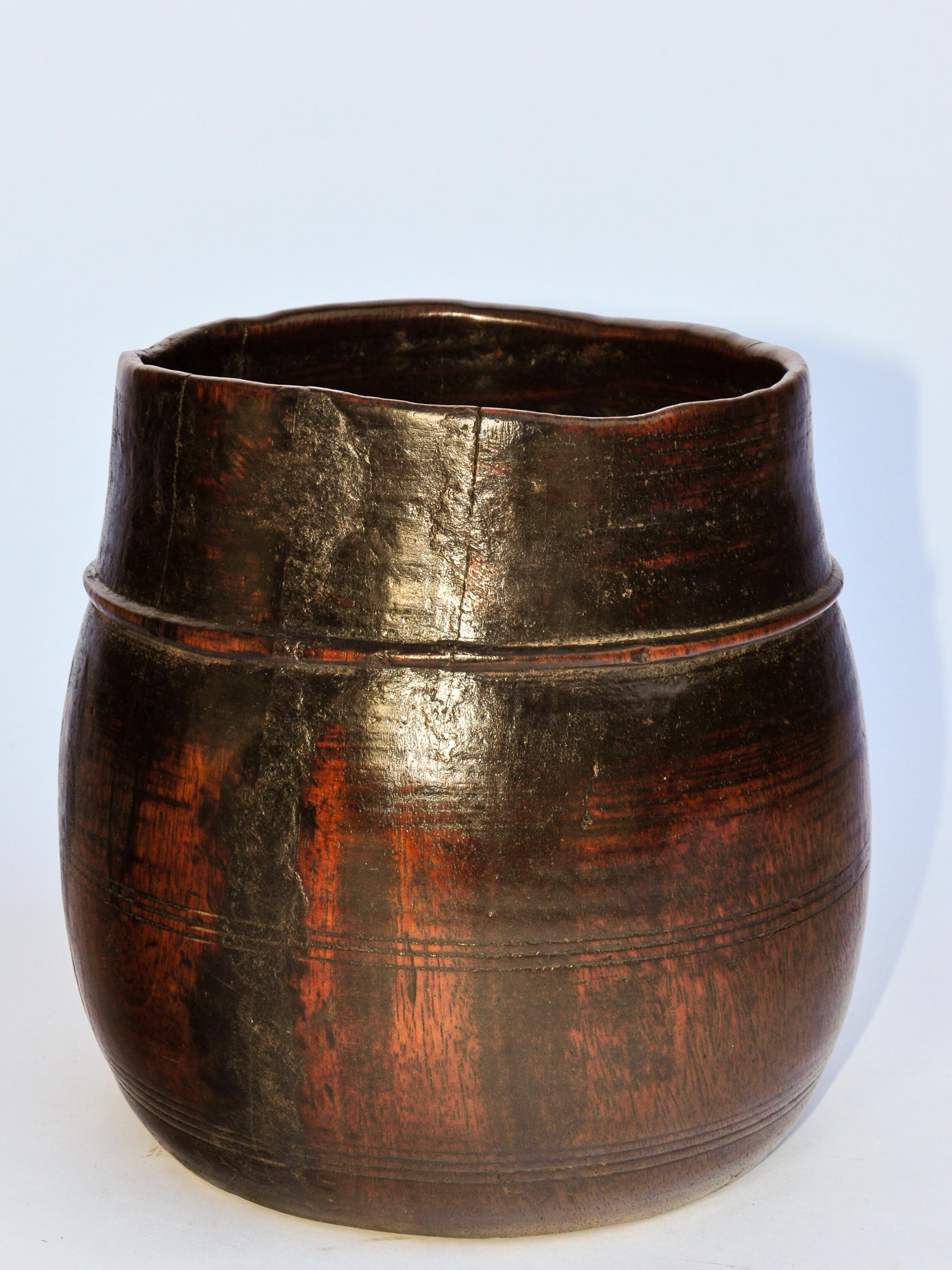 Vintage Wooden Grain Measure Pot from the Mountains of Nepal, Mid-20th Century 2