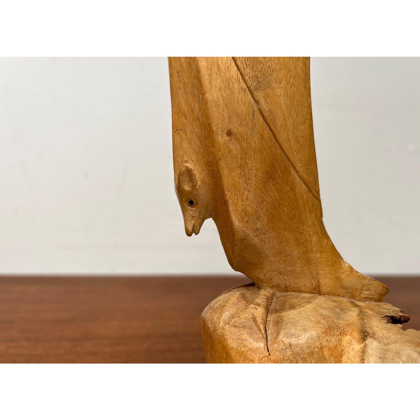 XX secolo Figurina di pipistrello in legno vintage intagliata a mano, anni '70 in vendita