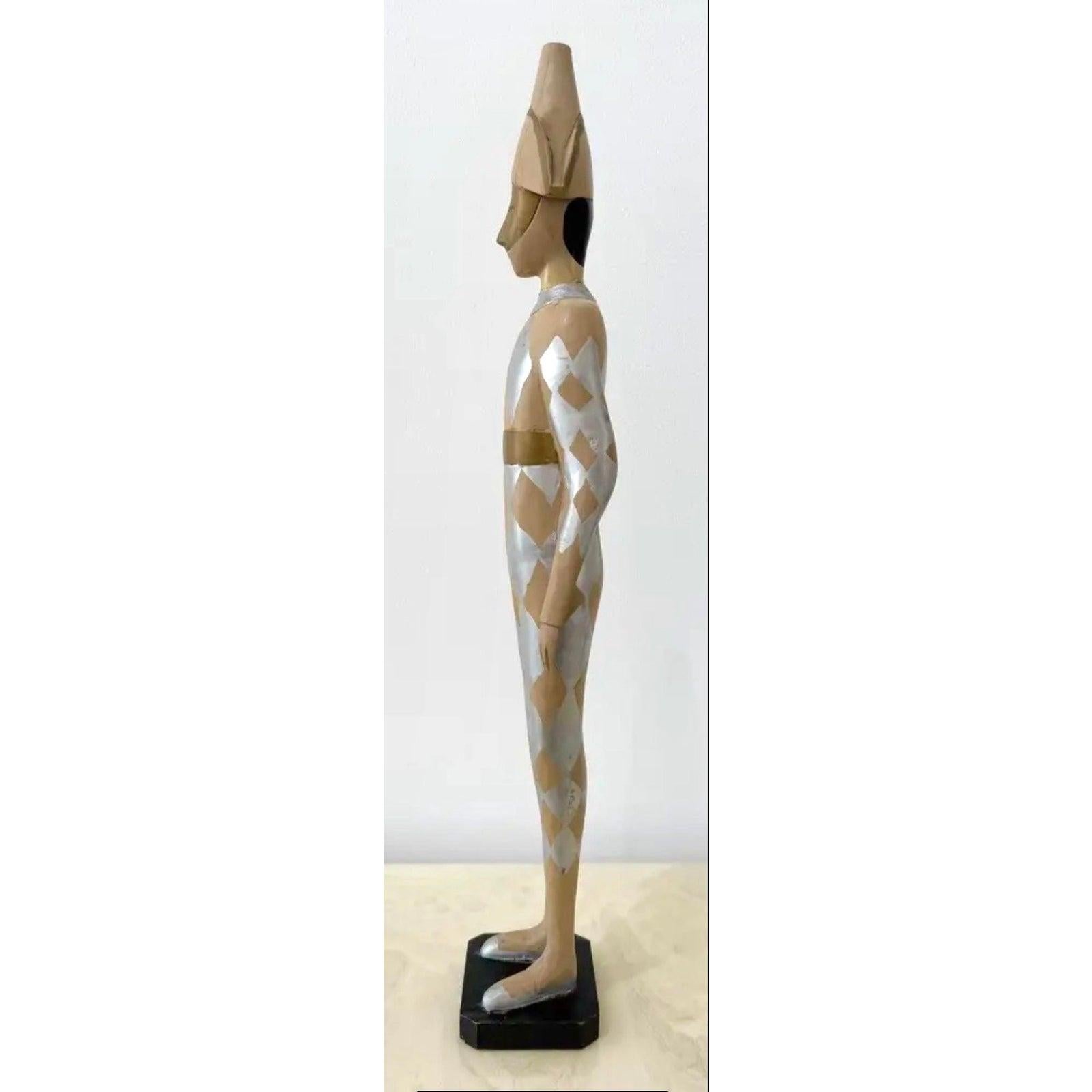 Figura di giullare arlecchino in legno vintage In condizioni buone in vendita a West Palm Beach, FL