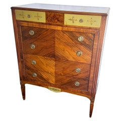 Meuble haut en bois Vintage By by Royal Furniture Company of Grand Rapids Michigan