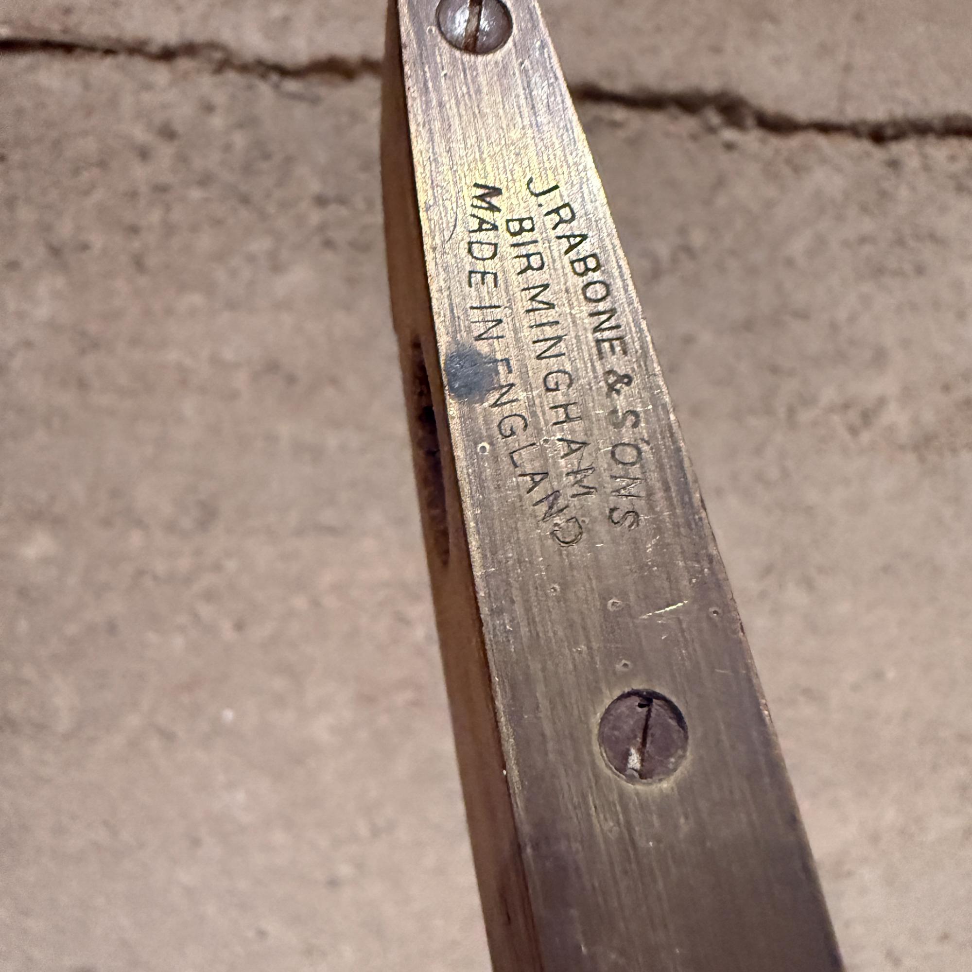 Vintage Wooden Level - Teak and Brass Dual Window Spirit Level - J Rabone & Sons For Sale 5