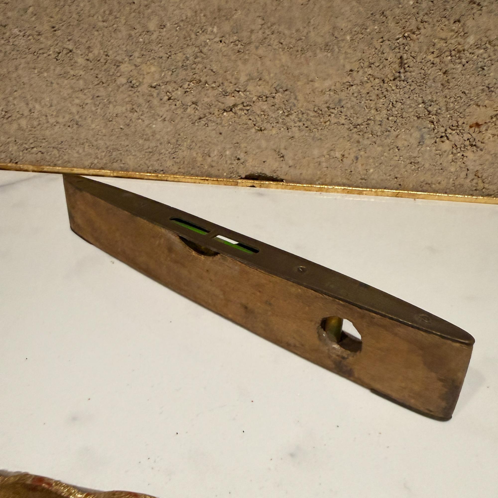 Vintage Wooden Level - Teak and Brass Dual Window Spirit Level - J Rabone & Sons In Distressed Condition For Sale In Chula Vista, CA
