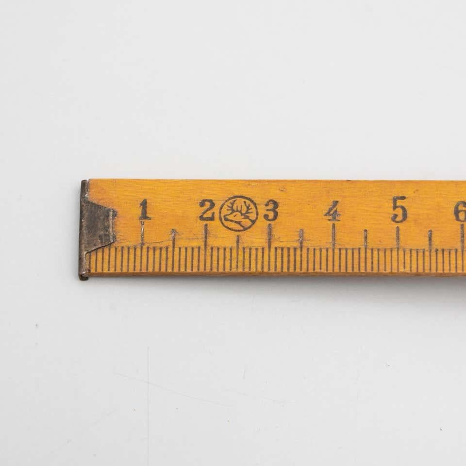 Vintage Wooden Measuring Stick, circa 1950 In Good Condition For Sale In Barcelona, Barcelona