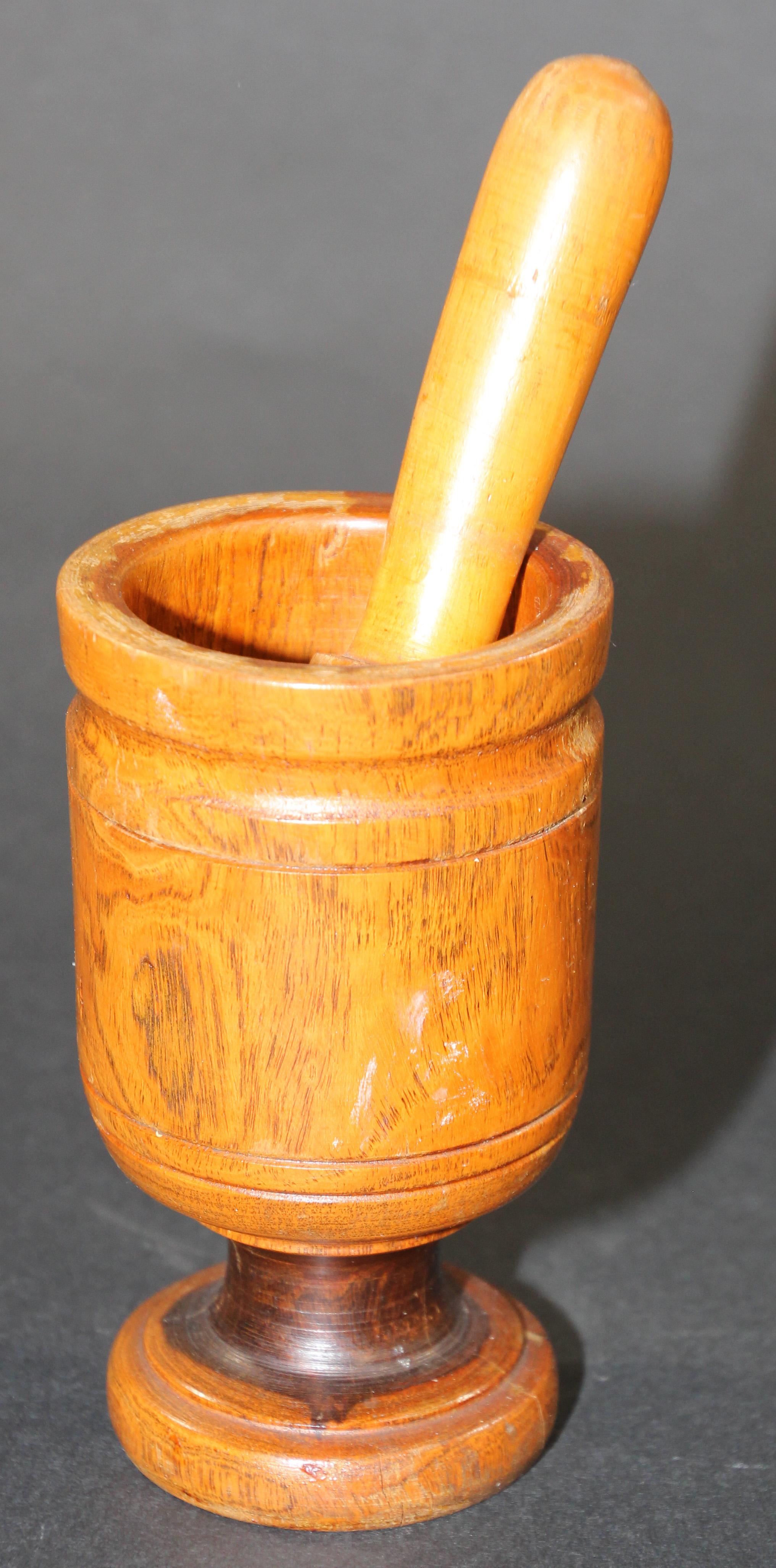 Vintage Wooden Mortar and Pestle, Italy In Good Condition For Sale In North Hollywood, CA