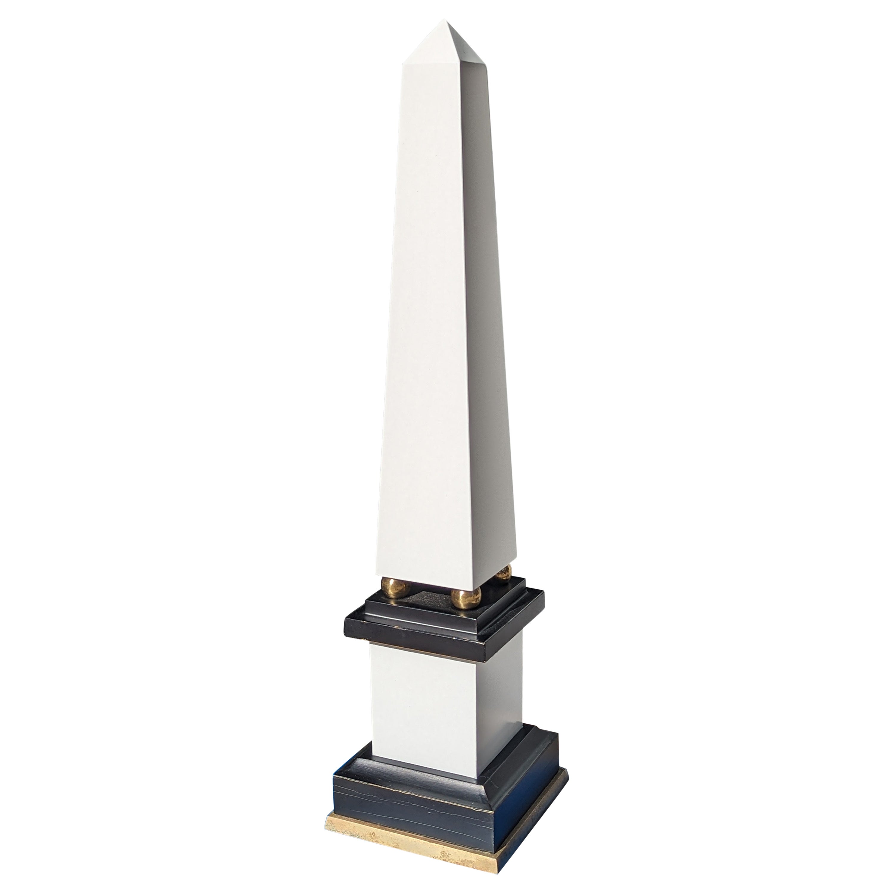 Obelisco di legno vintage