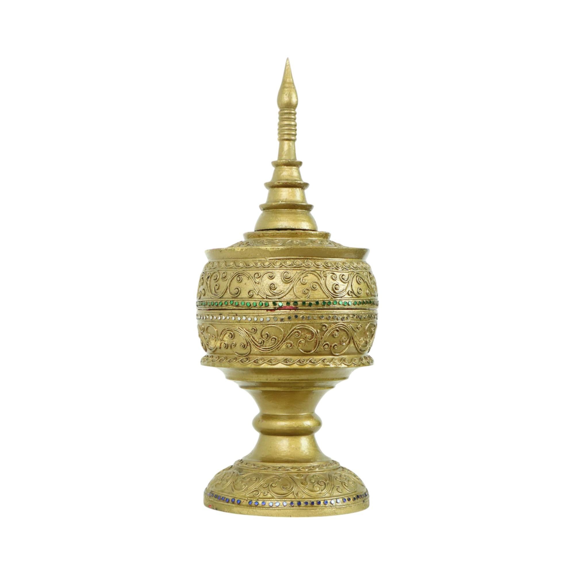 Ciotola per offerte in legno d'epoca dorata a foglia d'oro Burma 49 cm In condizioni discrete in vendita a Poperinge, BE