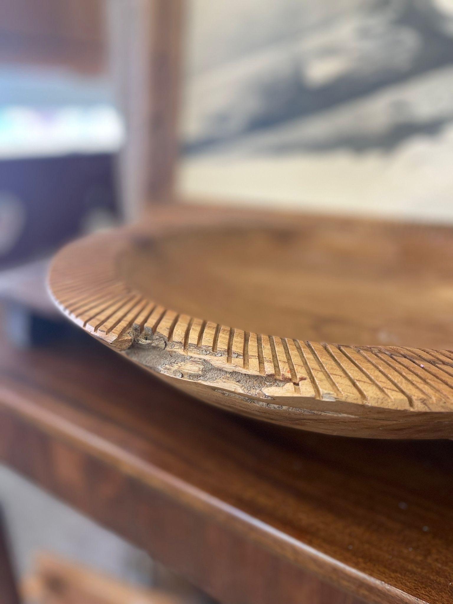 Mid-Century Modern Vintage Wooden Platter Stripe Designed Edge Splits Consistant with Age For Sale
