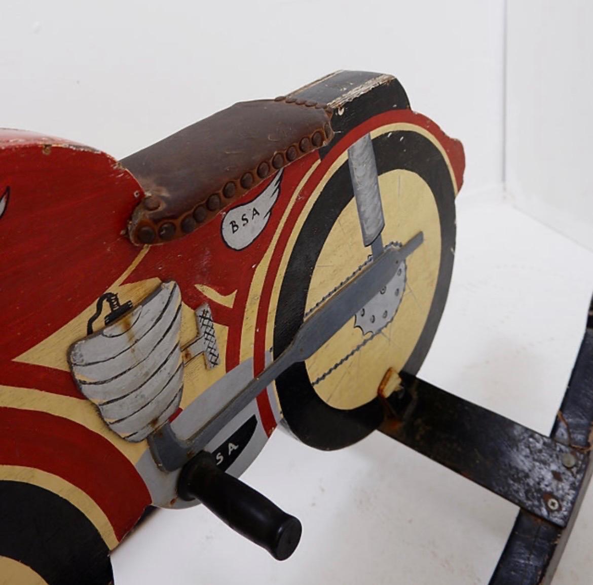 Moto BSA a dondolo in legno d'epoca - Anni '30 - Carosello, giostra in vendita 9