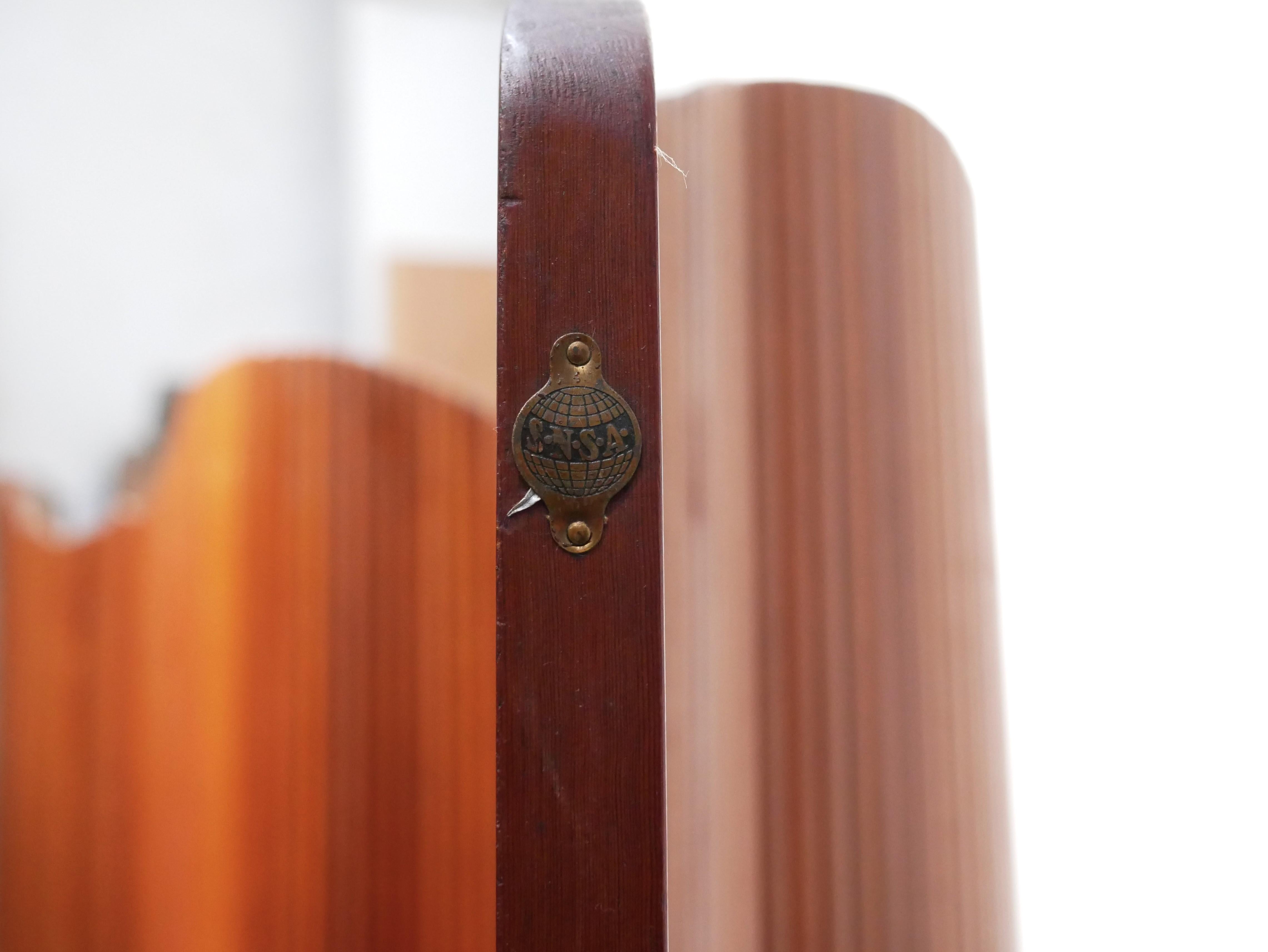 Vintage wooden screen produced by SNSA For Sale 7