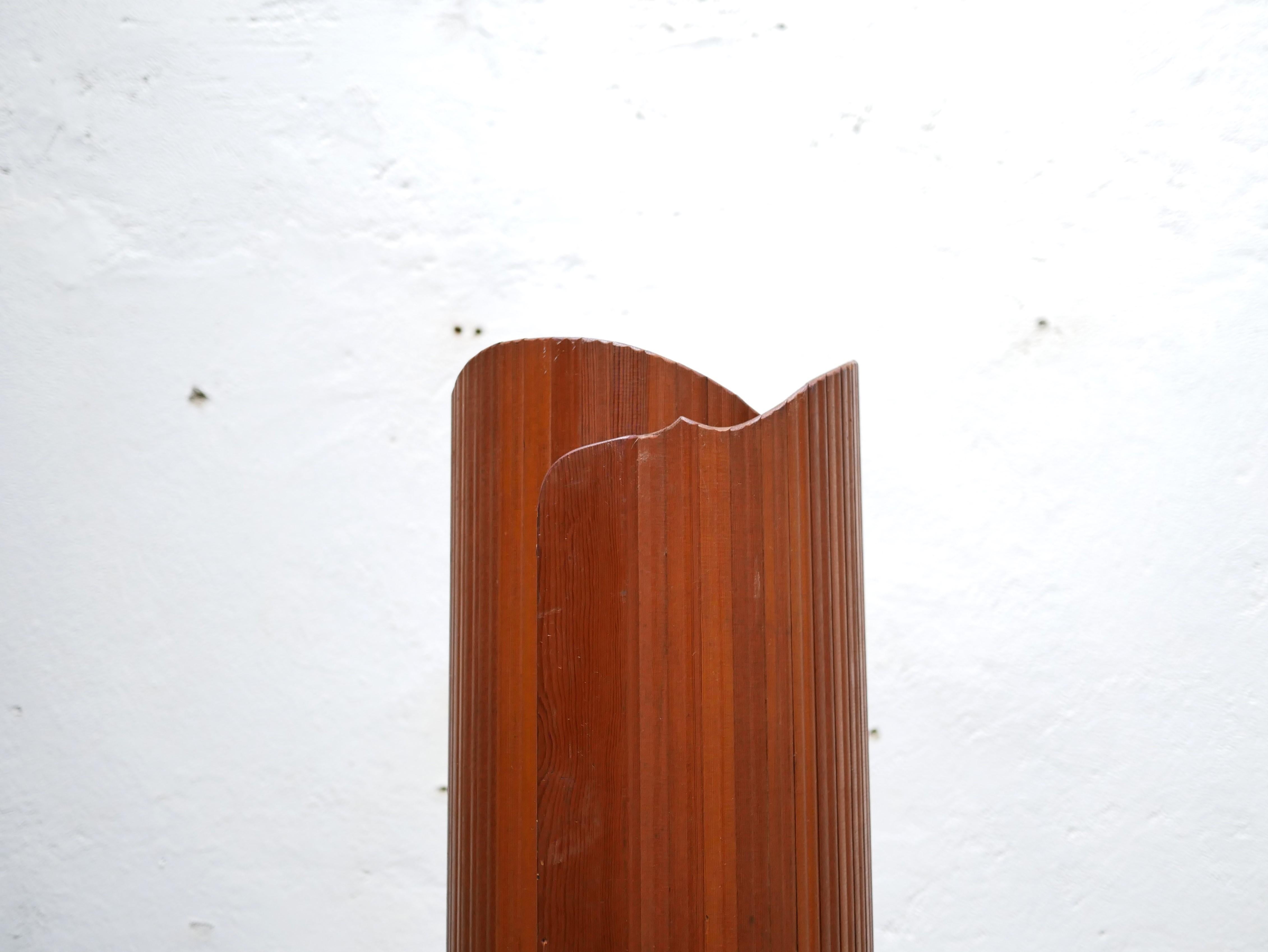 Vintage wooden screen produced by SNSA For Sale 1