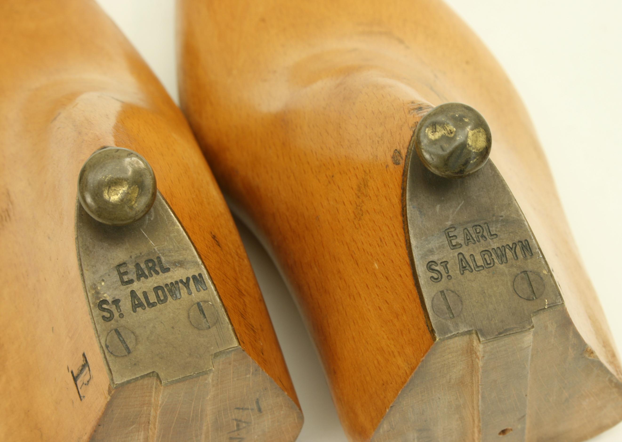 Vintage Wooden Shoe Trees, Earl St. Aldwyn. In Good Condition For Sale In Oxfordshire, GB