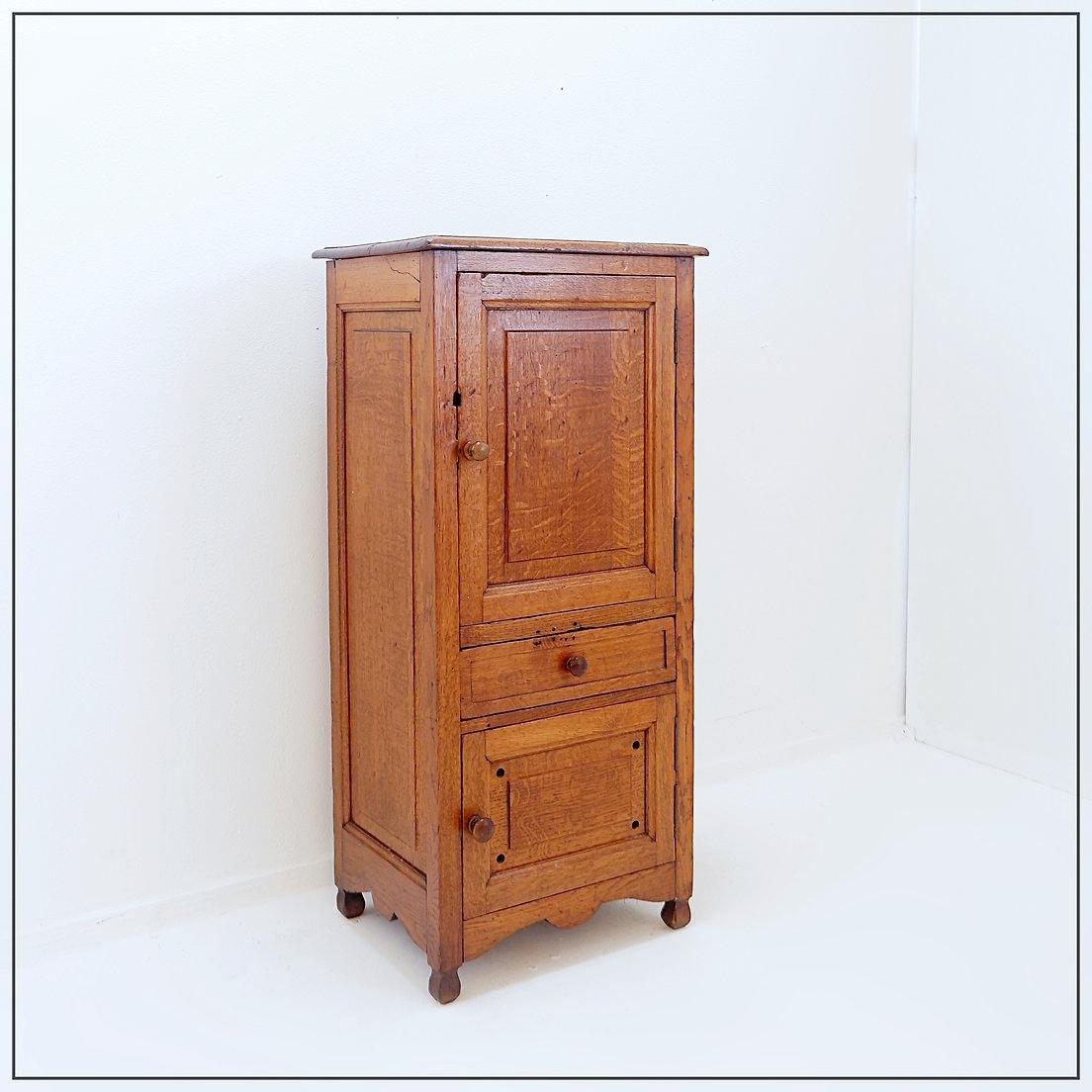 Vintage Wooden Side Cabinet - 1950s / H:105cm For Sale 7