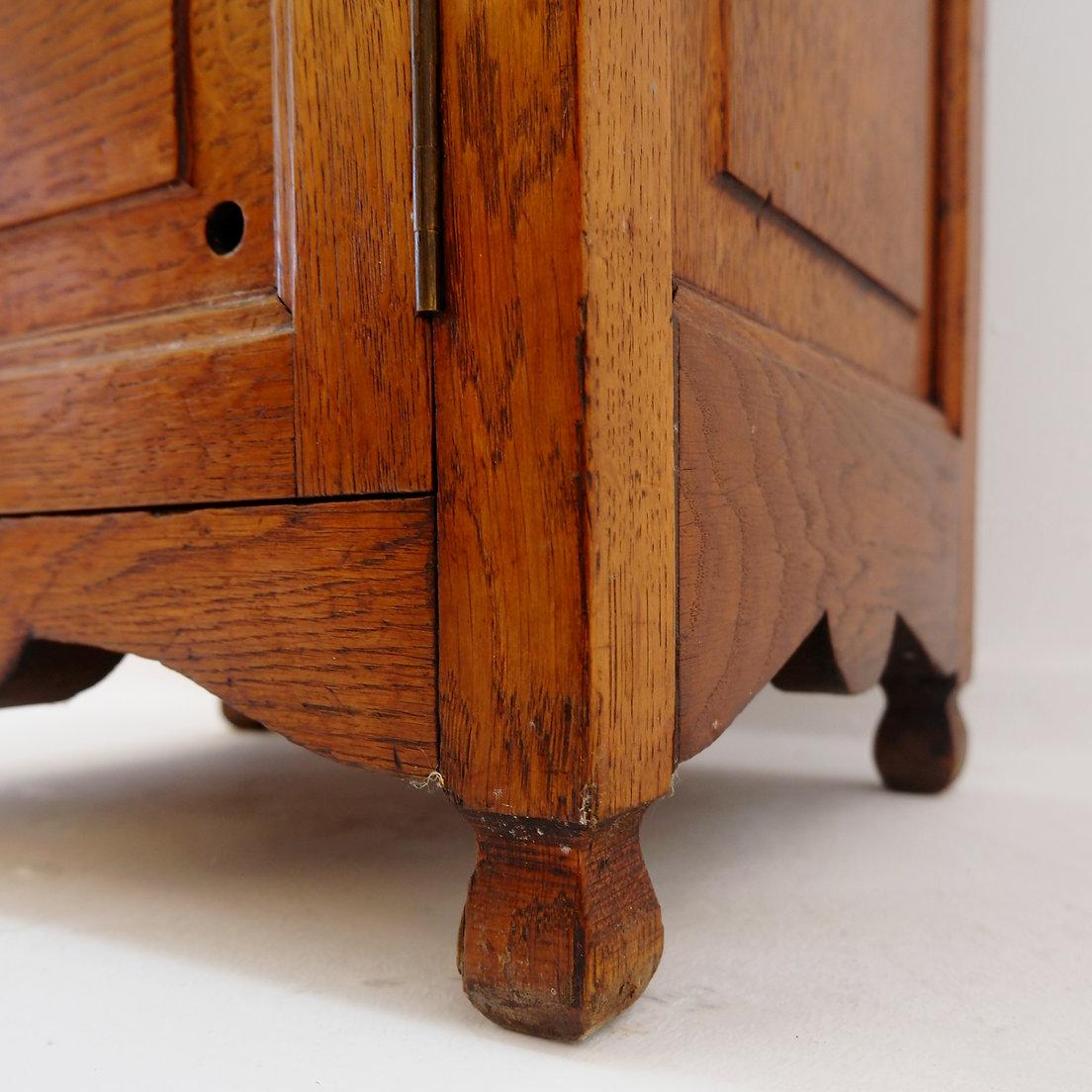 Vintage Wooden Side Cabinet - 1950s / H:105cm For Sale 10