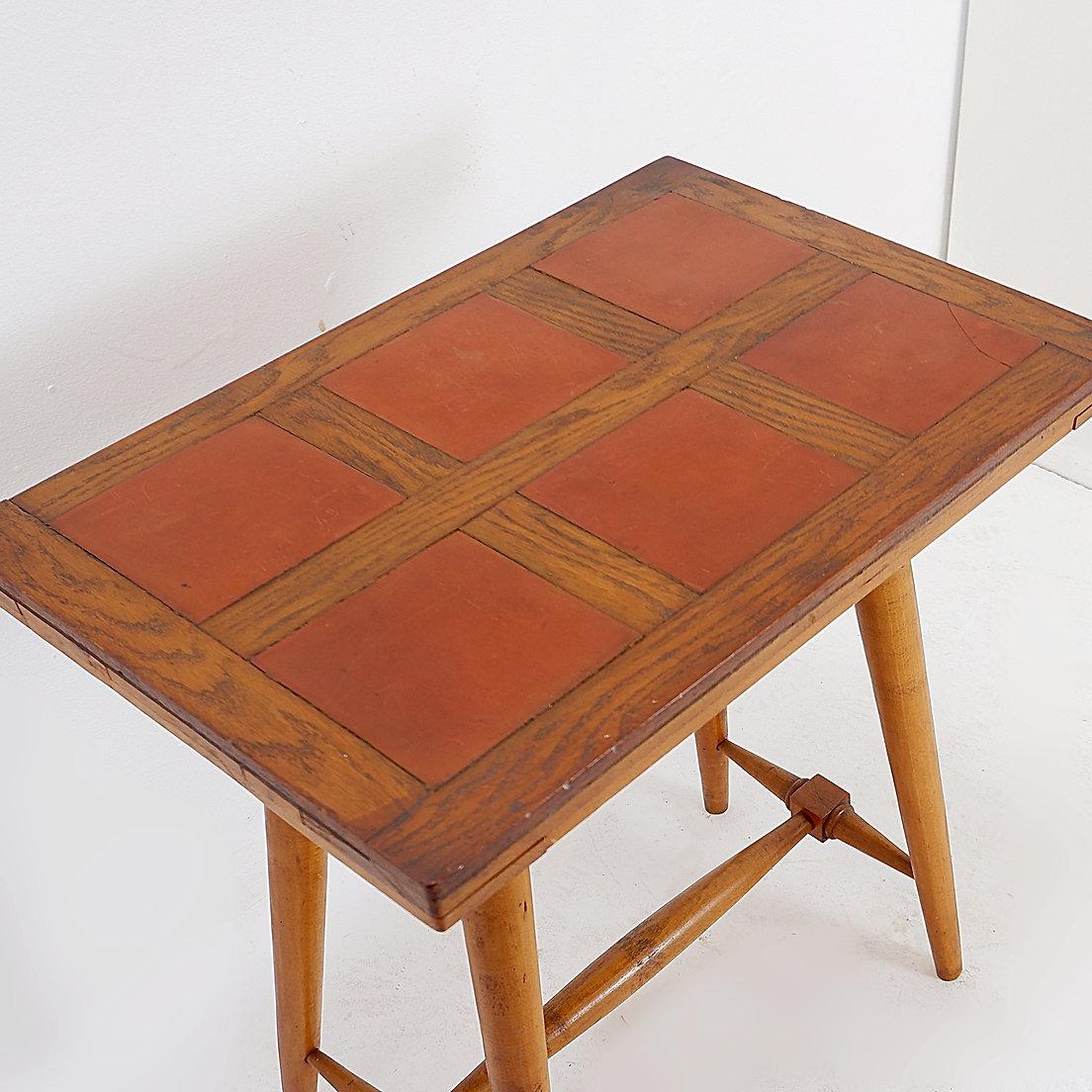 Vintage Wooden side table with terracotta tile top - 1960s For Sale 1
