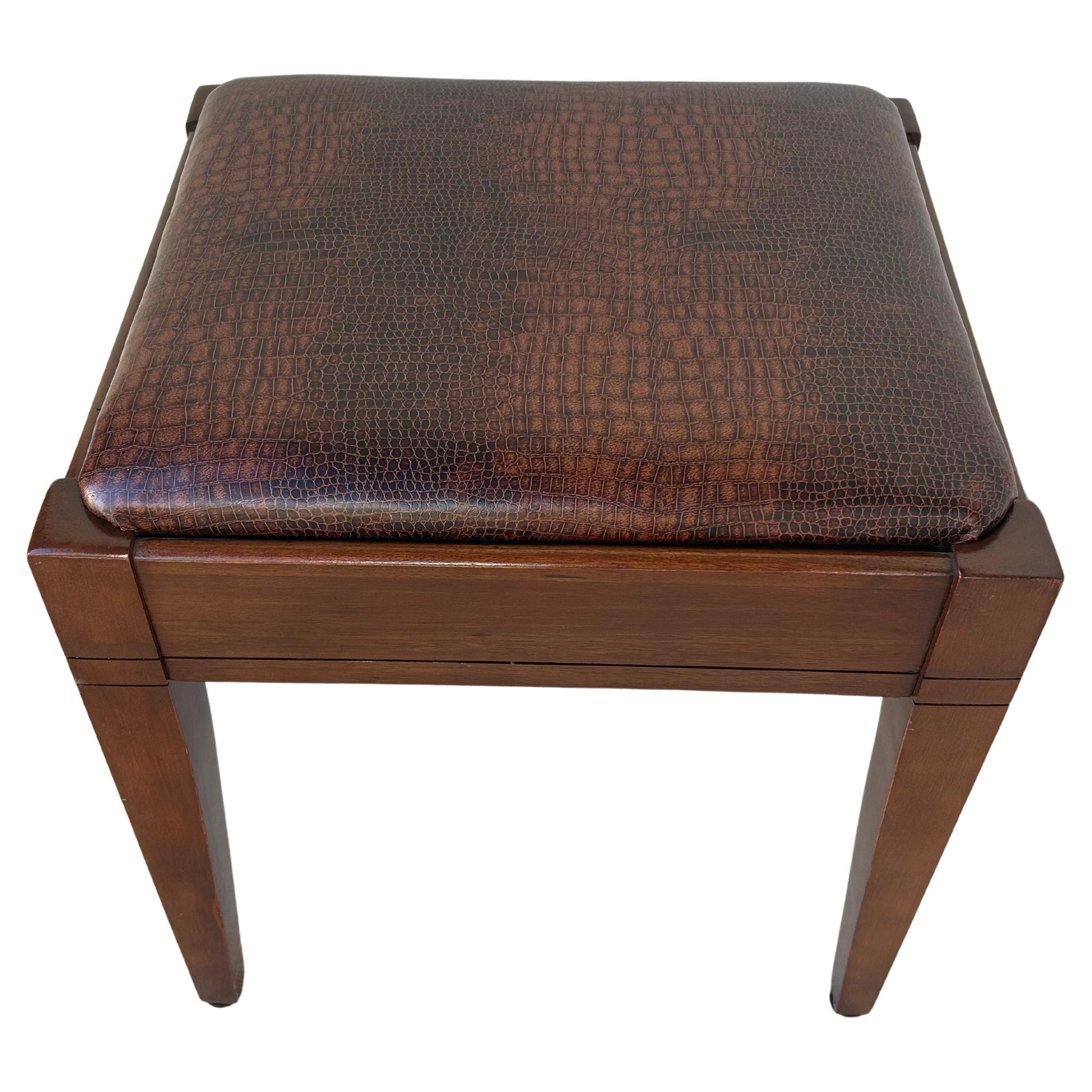 Features a rich brown wood frame with clean lines and tapered legs. The cushioned seat is fully removable, revealing a hidden storage compartment—perfect for keeping small essentials like accessories, books, or keepsakes neatly tucked away.

Perfect