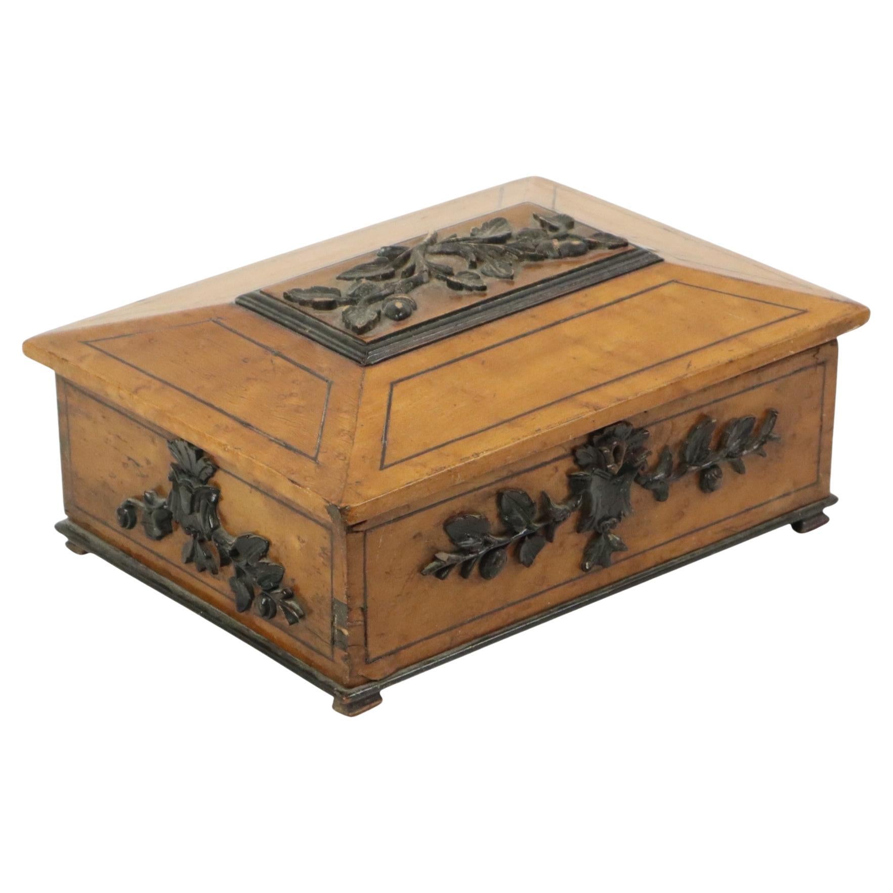 Vintage Wooden Storage Box Root Wood Hazelnut Decoration