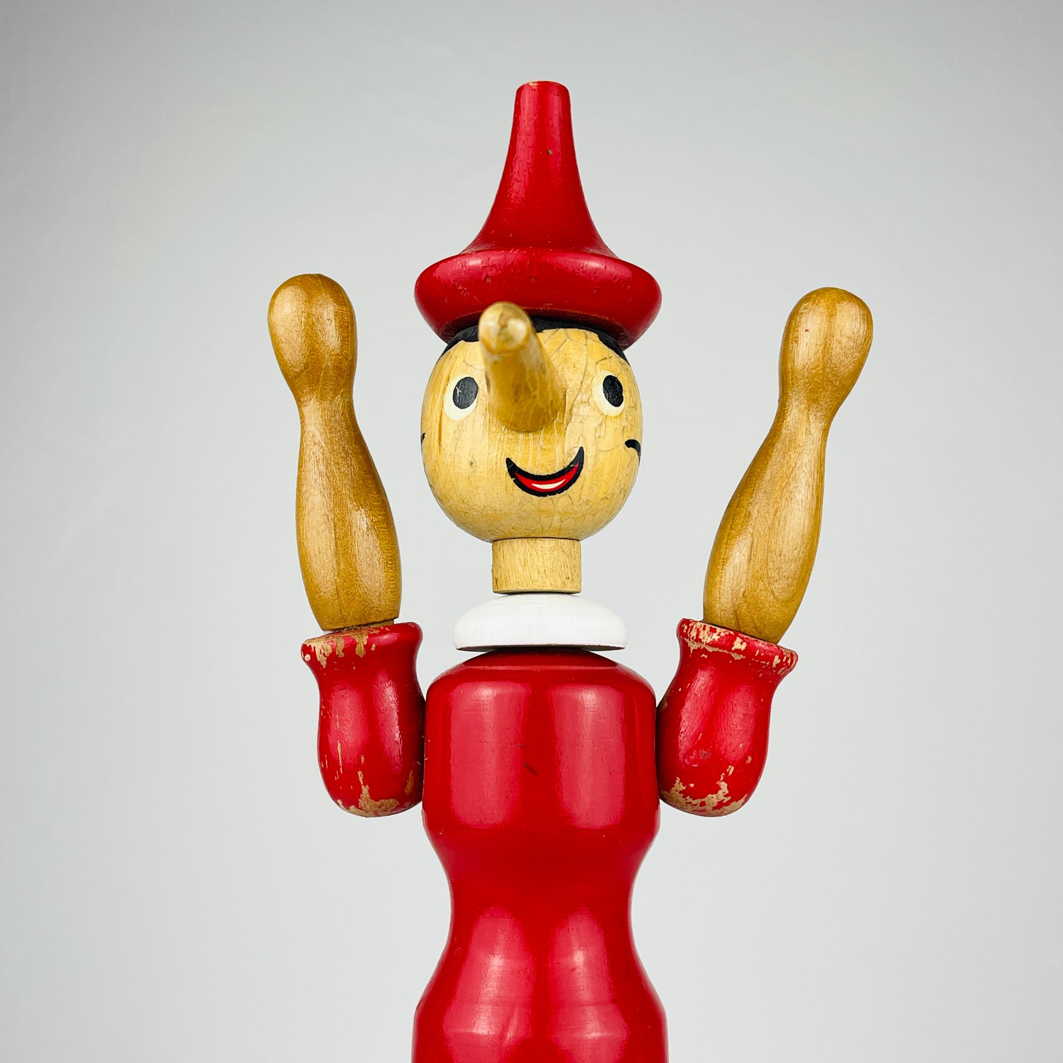 Vintage-Holzspielzeug Pinocchio, Italien, 1960er Jahre im Zustand „Gut“ im Angebot in Miklavž Pri Taboru, SI