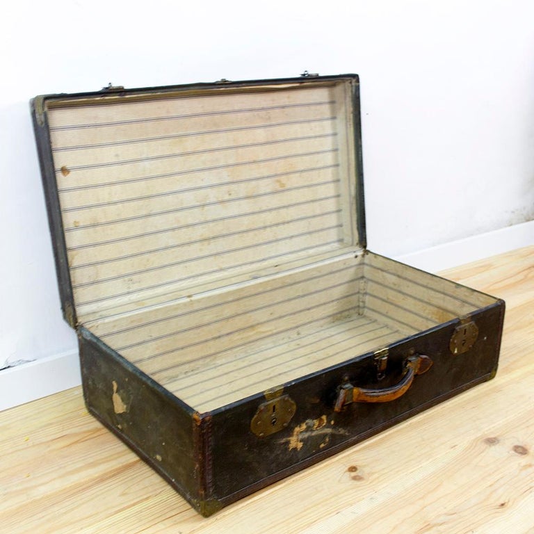 Vintage Wooden Travel Suitcase For Sale at 1stDibs