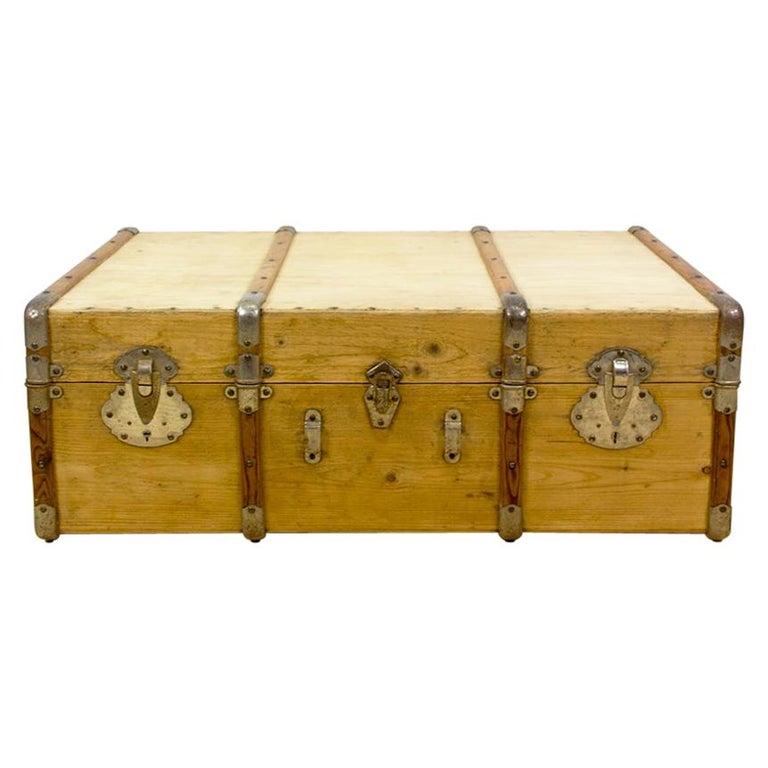 Vintage Wooden Travel Trunk For Sale at 1stDibs