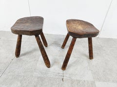 Tabourets tripodes en bois vintage - ensemble de 2, années 1950