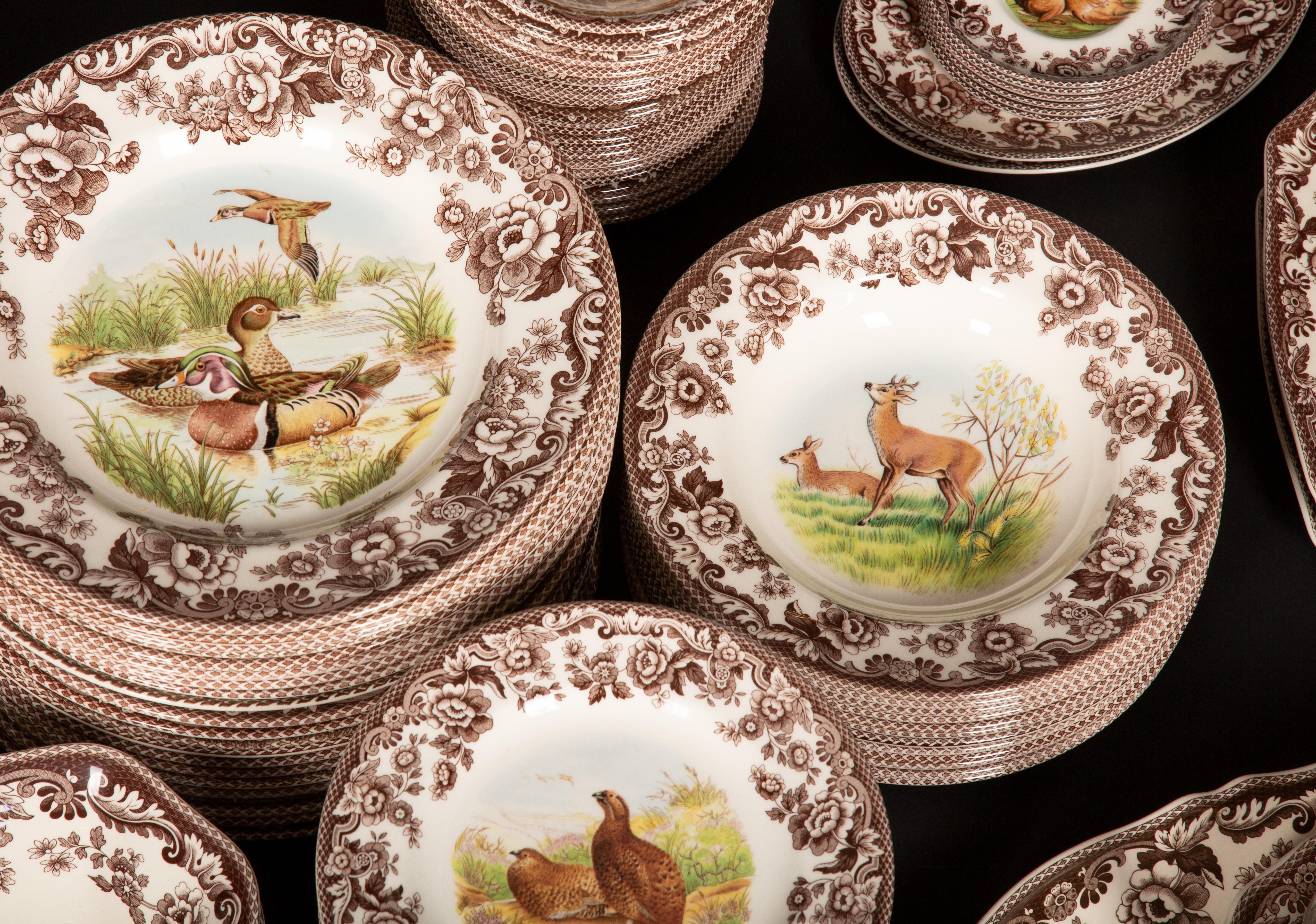 Victorian Vintage Woodlands Spode: A Tribute to American Wildlife For Sale