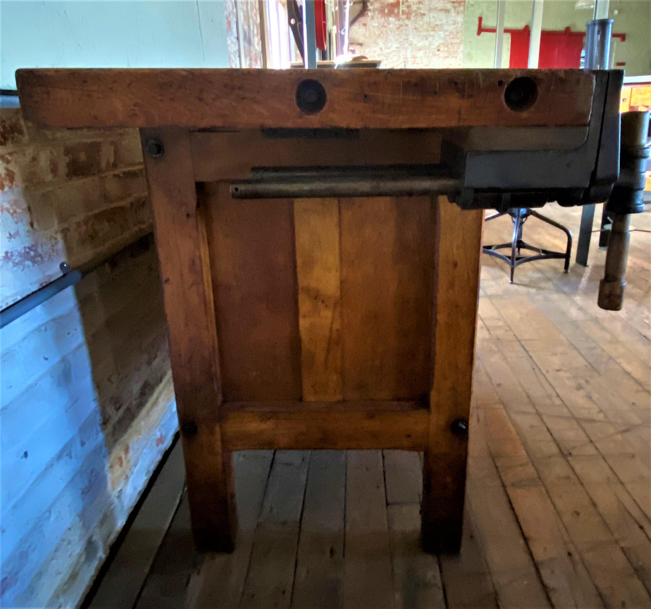 Vintage Woodworking Bench In Good Condition In Oakville, CT