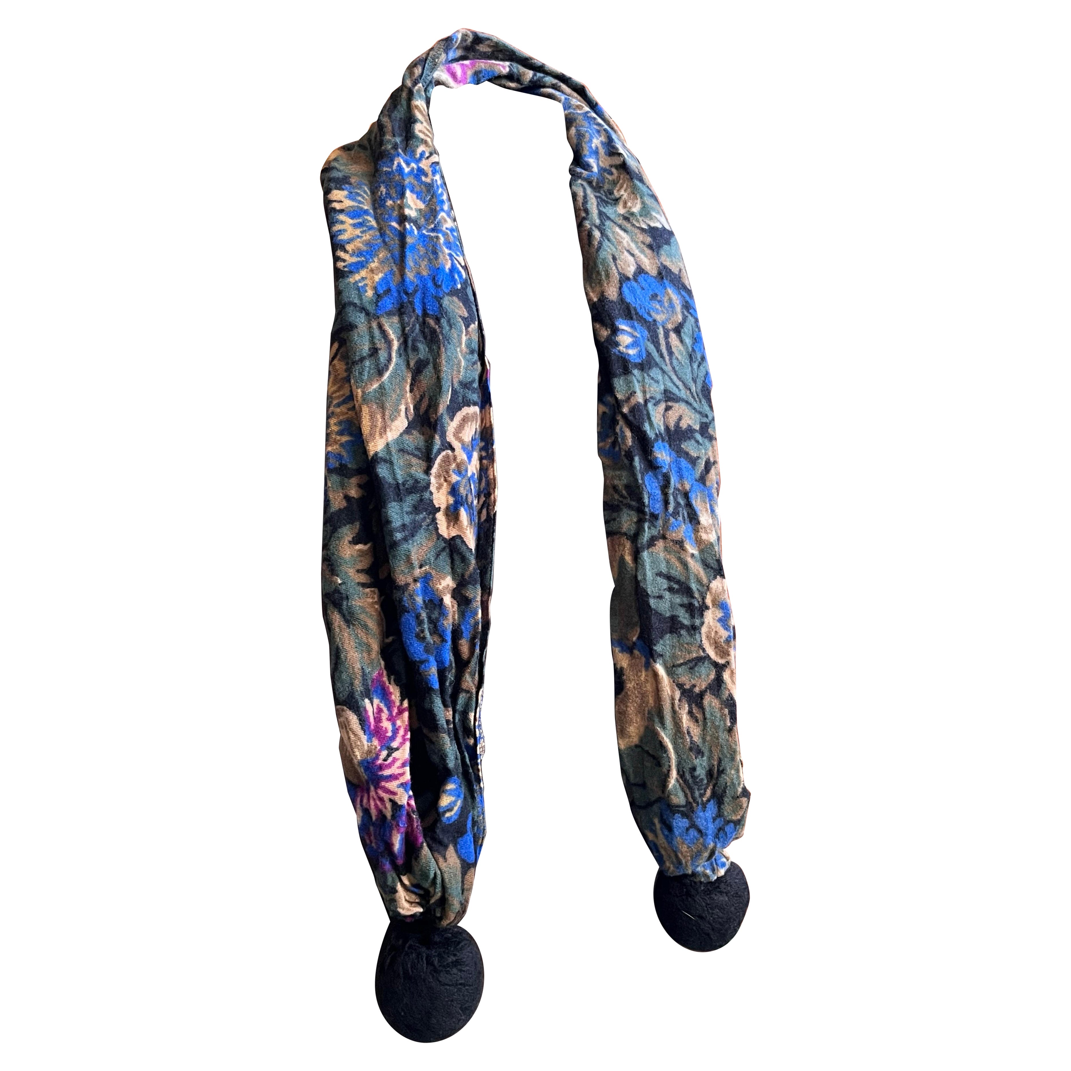 Écharpe vintage en laine et angora de Byblos