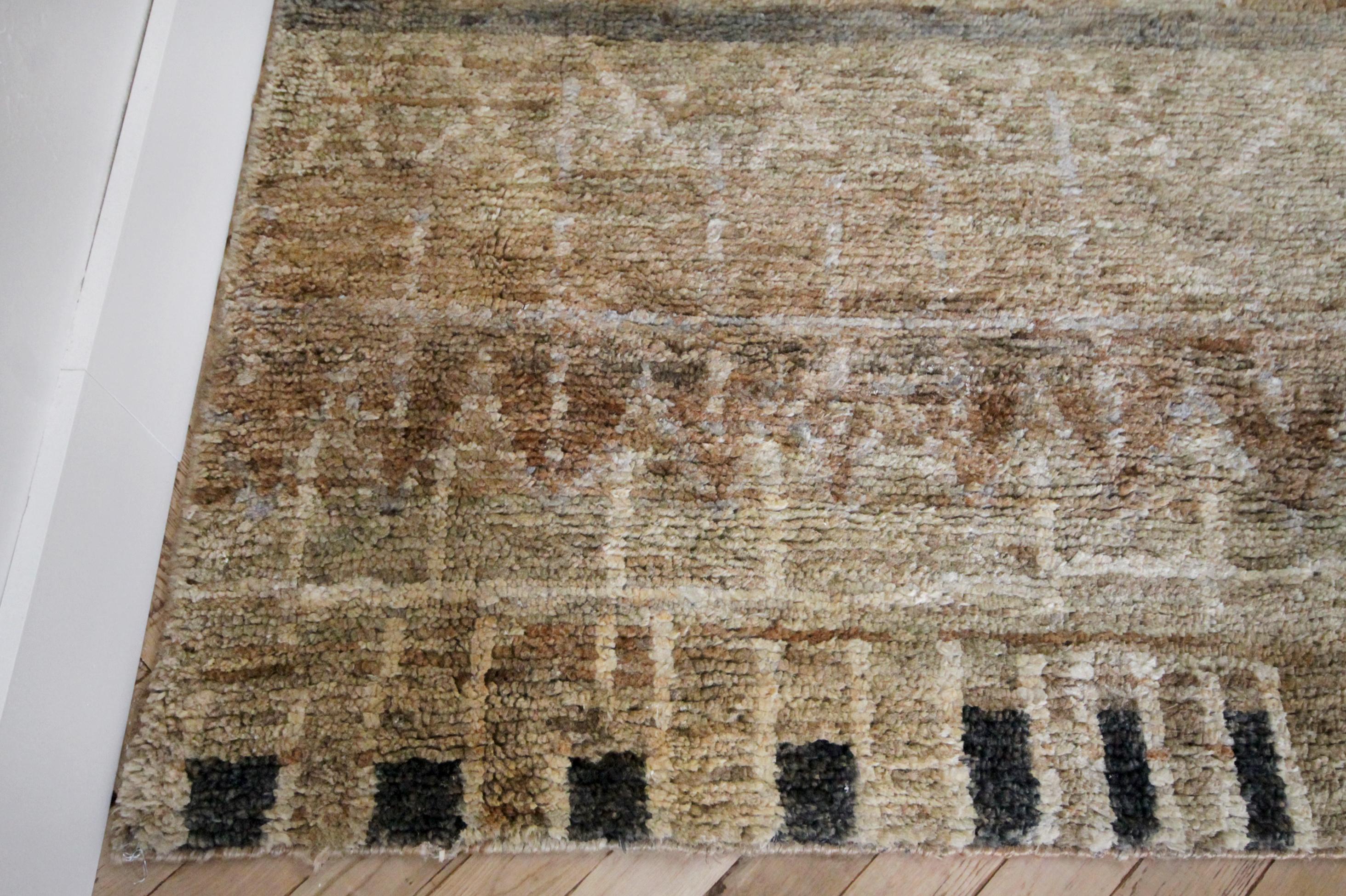 Turkish Vintage Wool and Natural Fiber Rug For Sale