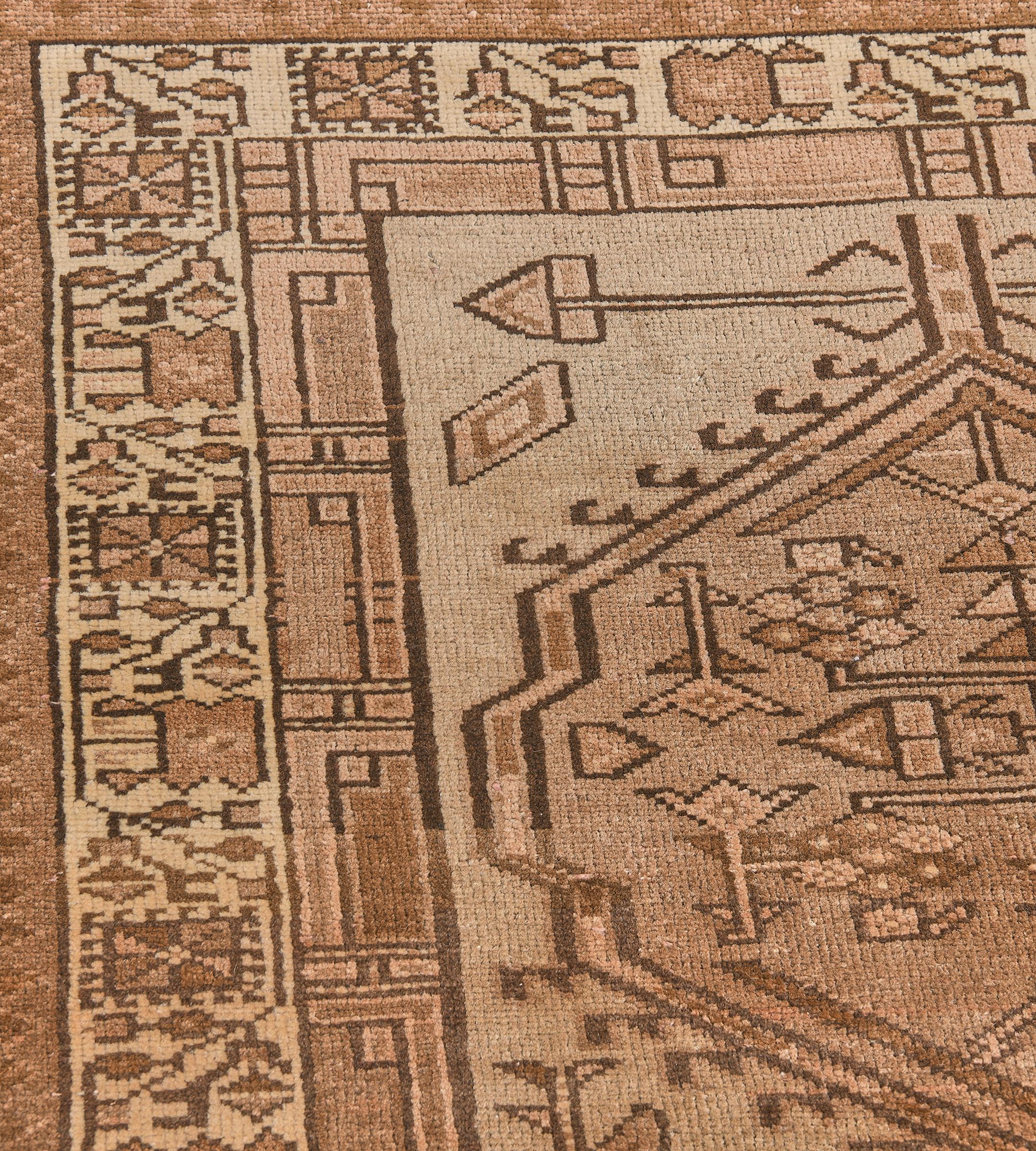 Vintage Wool Handwoven Persian Heriz Runner In Good Condition For Sale In West Hollywood, CA
