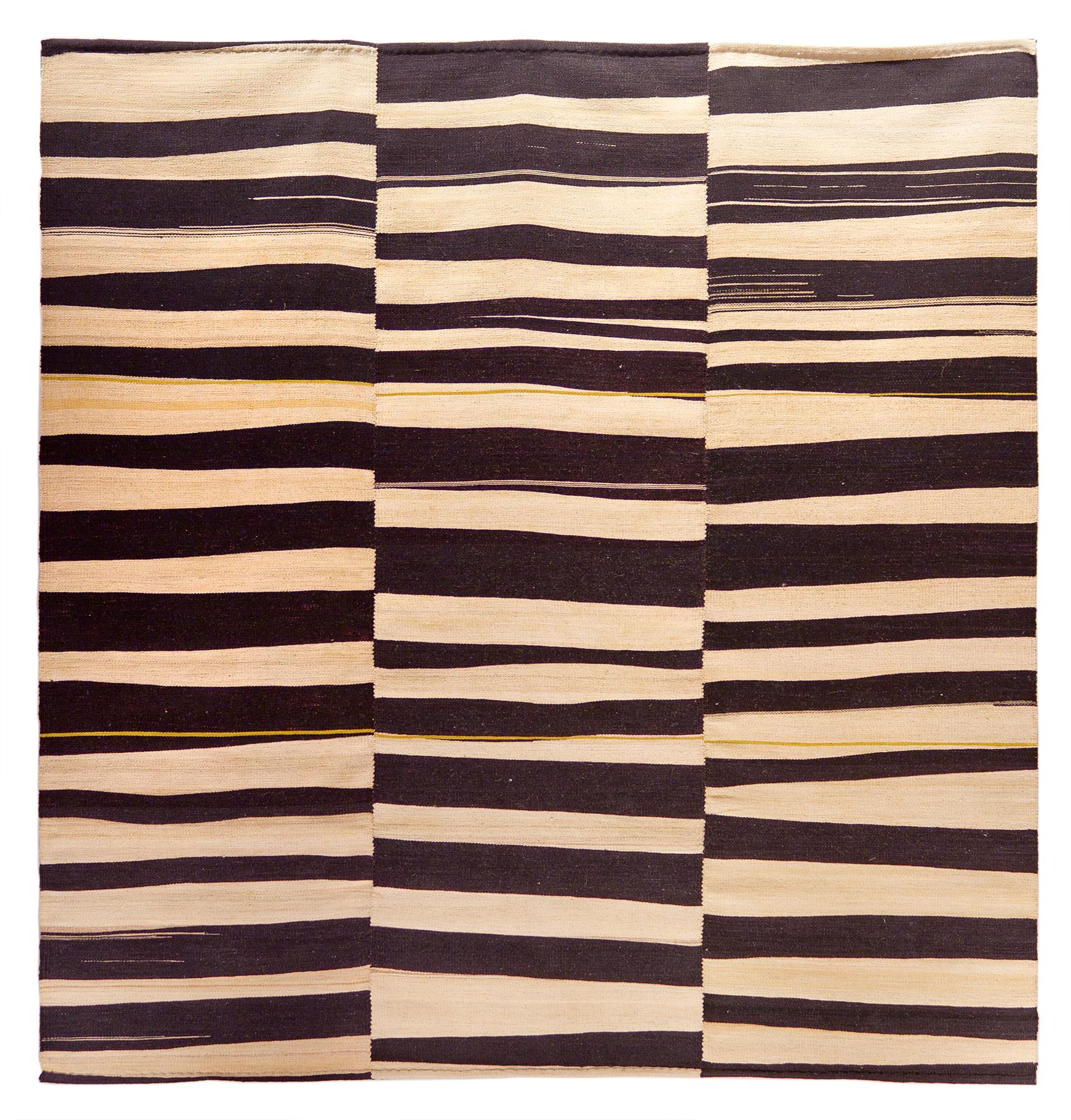 Persian Vintage Wool Kilim Rug – 1970s, White and Black Tones, Modern Geometric Design For Sale