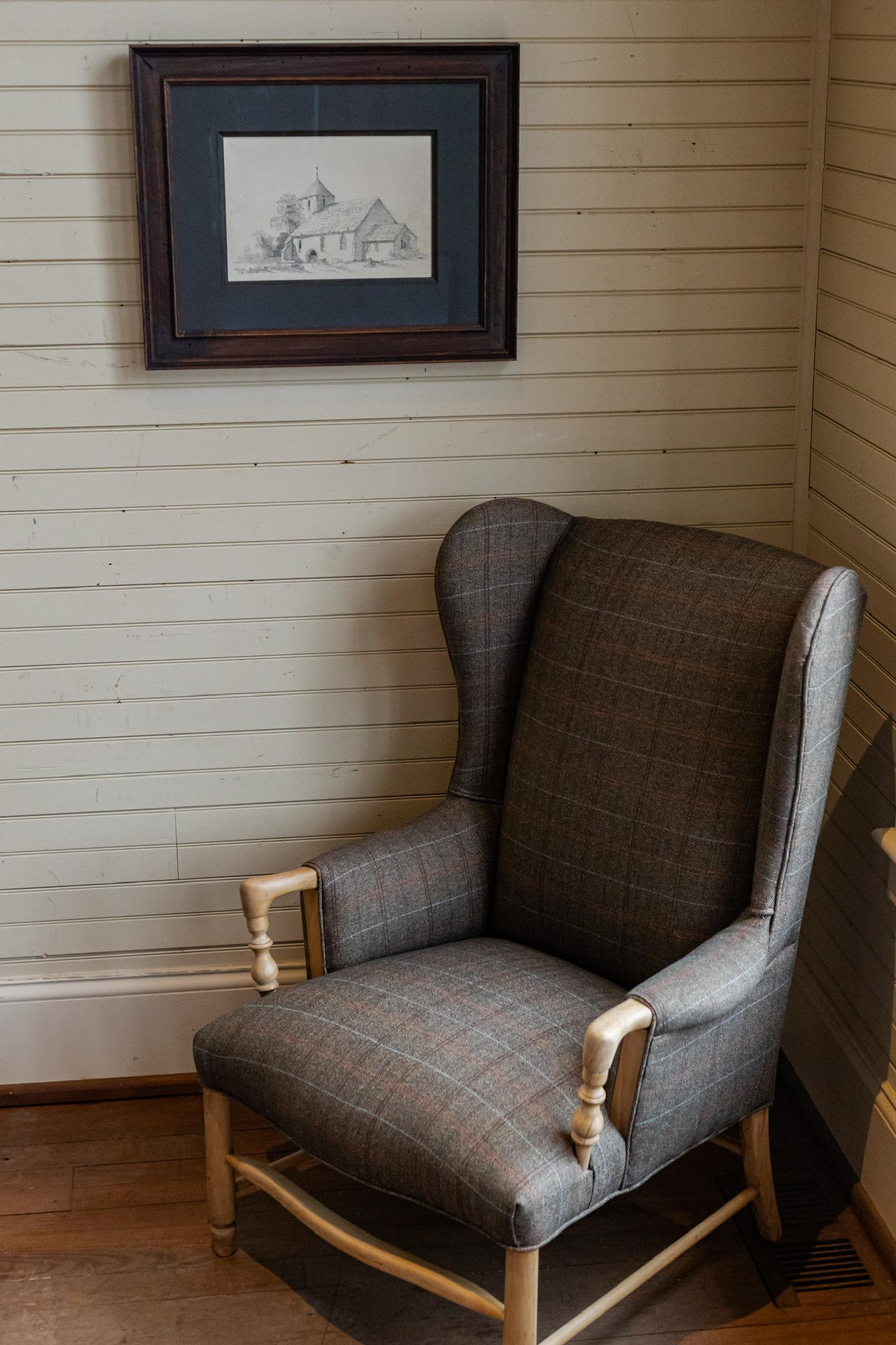Silla Wingback Vintage de Lana a Cuadros en Bueno estado para la venta en Franklin, TN