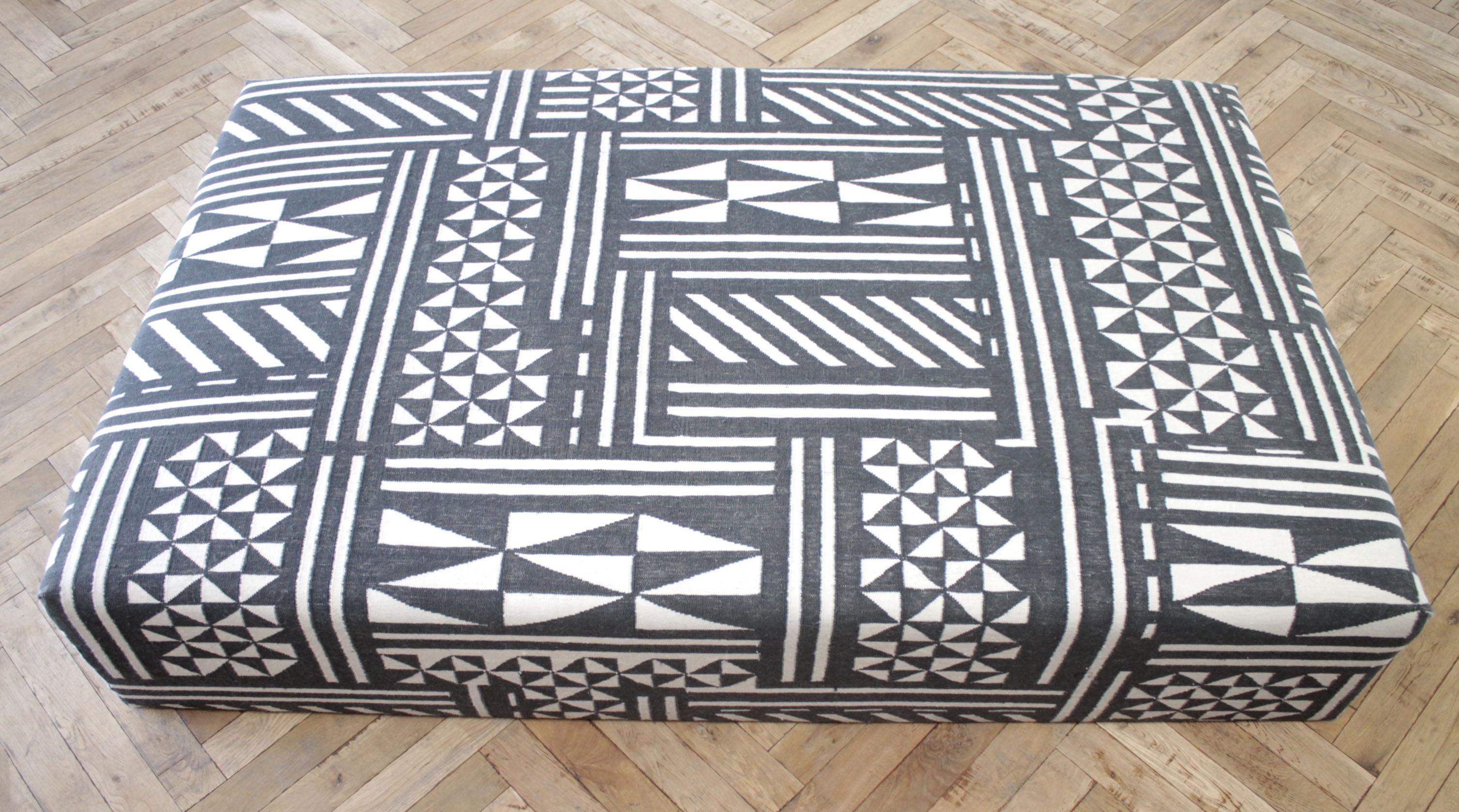 Vintage Wool Rug Cube Style Cocktail Ottoman in Black and Off-White In New Condition In Brea, CA
