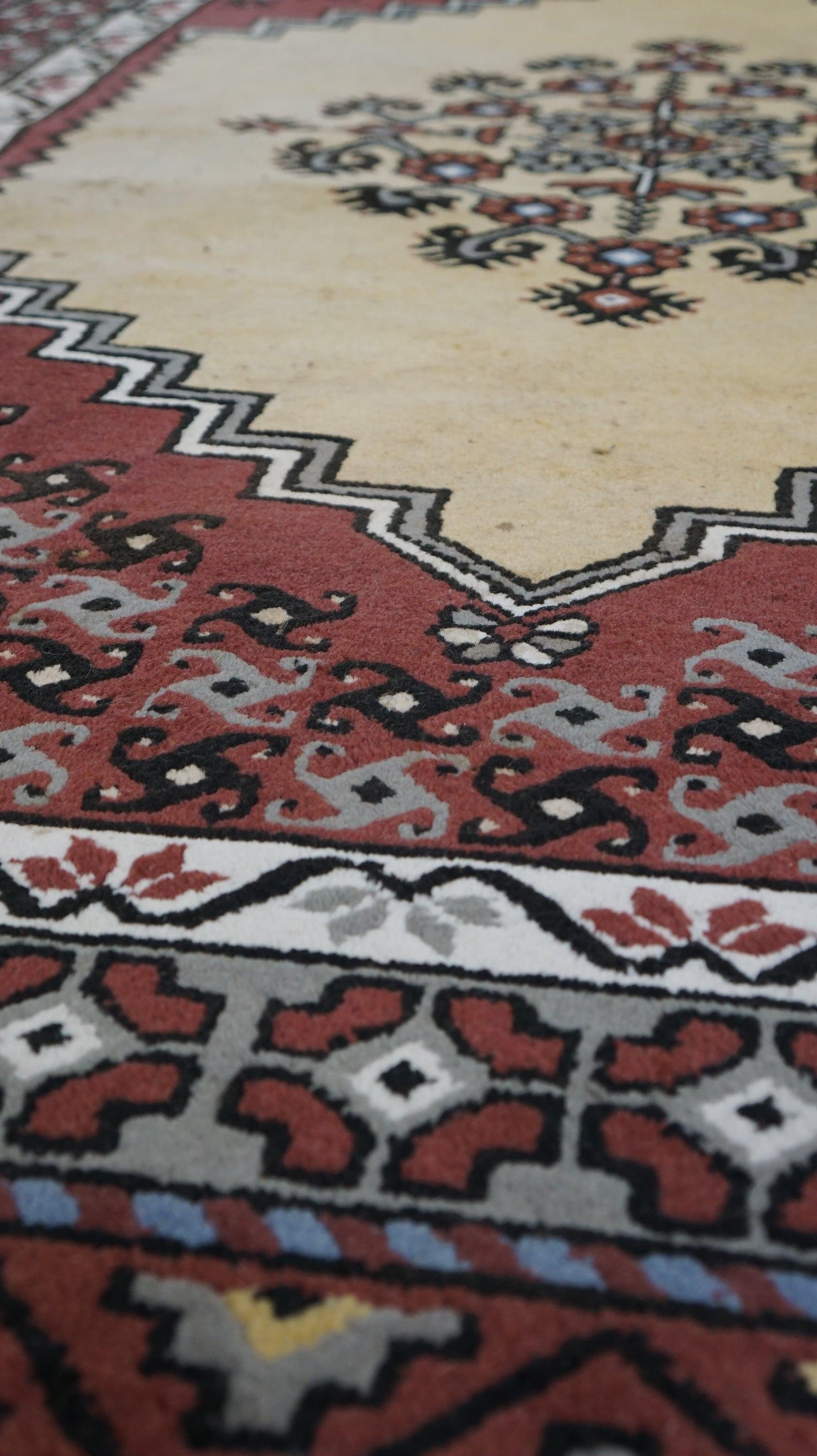 Vintage wool rug mainly purple and yellow tones 255x150cm For Sale 1