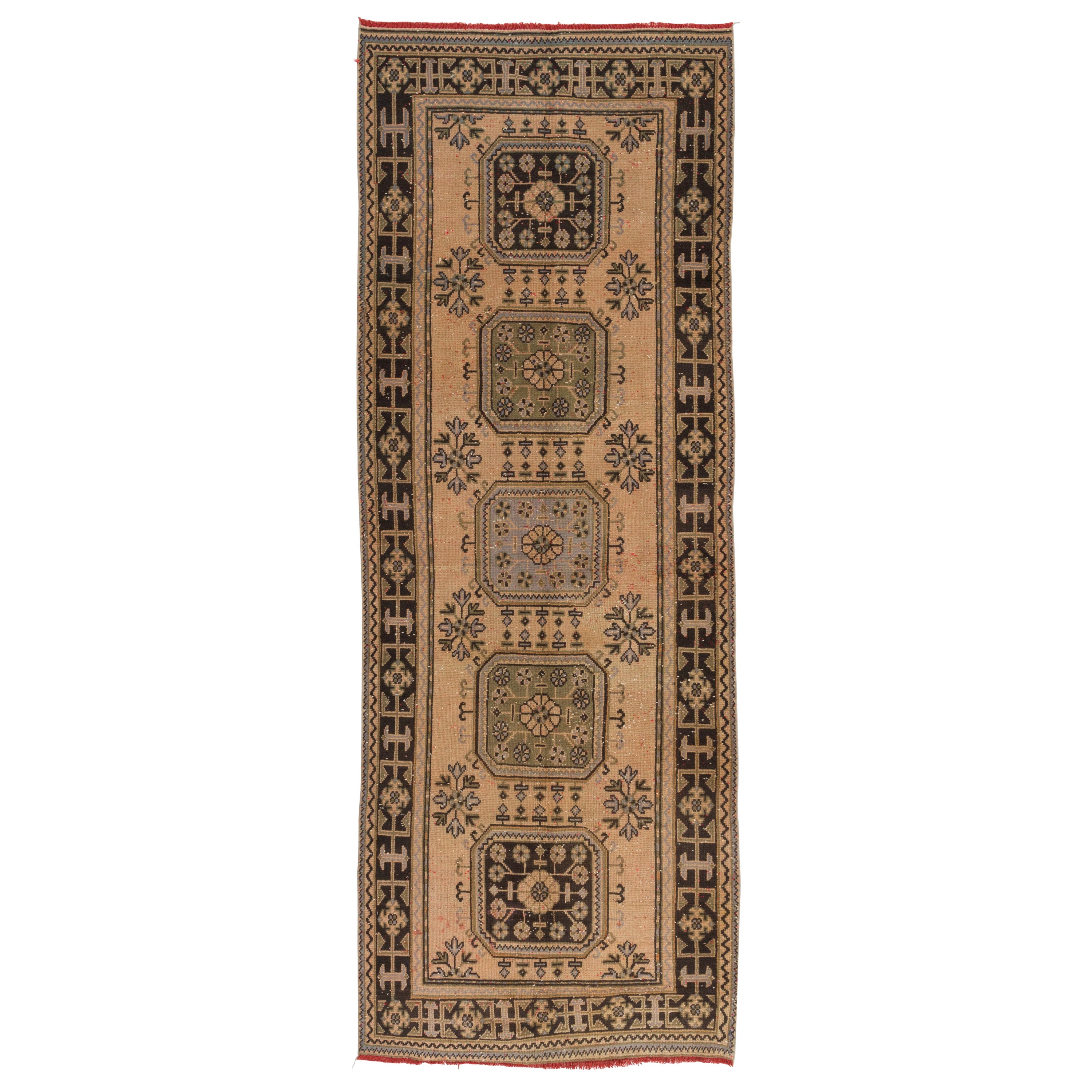 Tappeto Runner in lana vintage dalla Turchia, annodato a mano per il corridoio