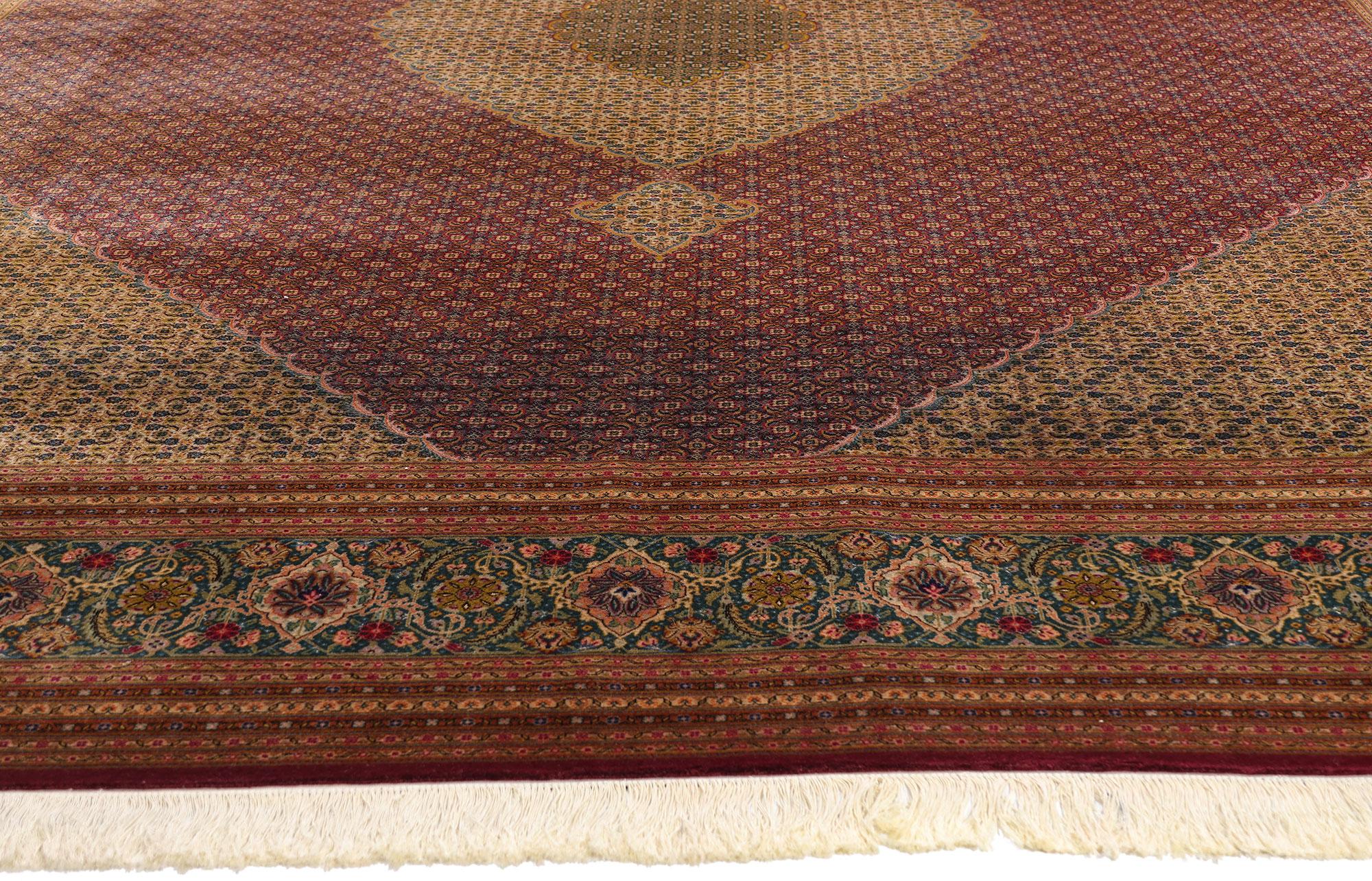 Alfombra Persa Mahi Tabriz Vintage de Lana y Seda, 09'10 x 13'01 en Bueno estado para la venta en Dallas, TX