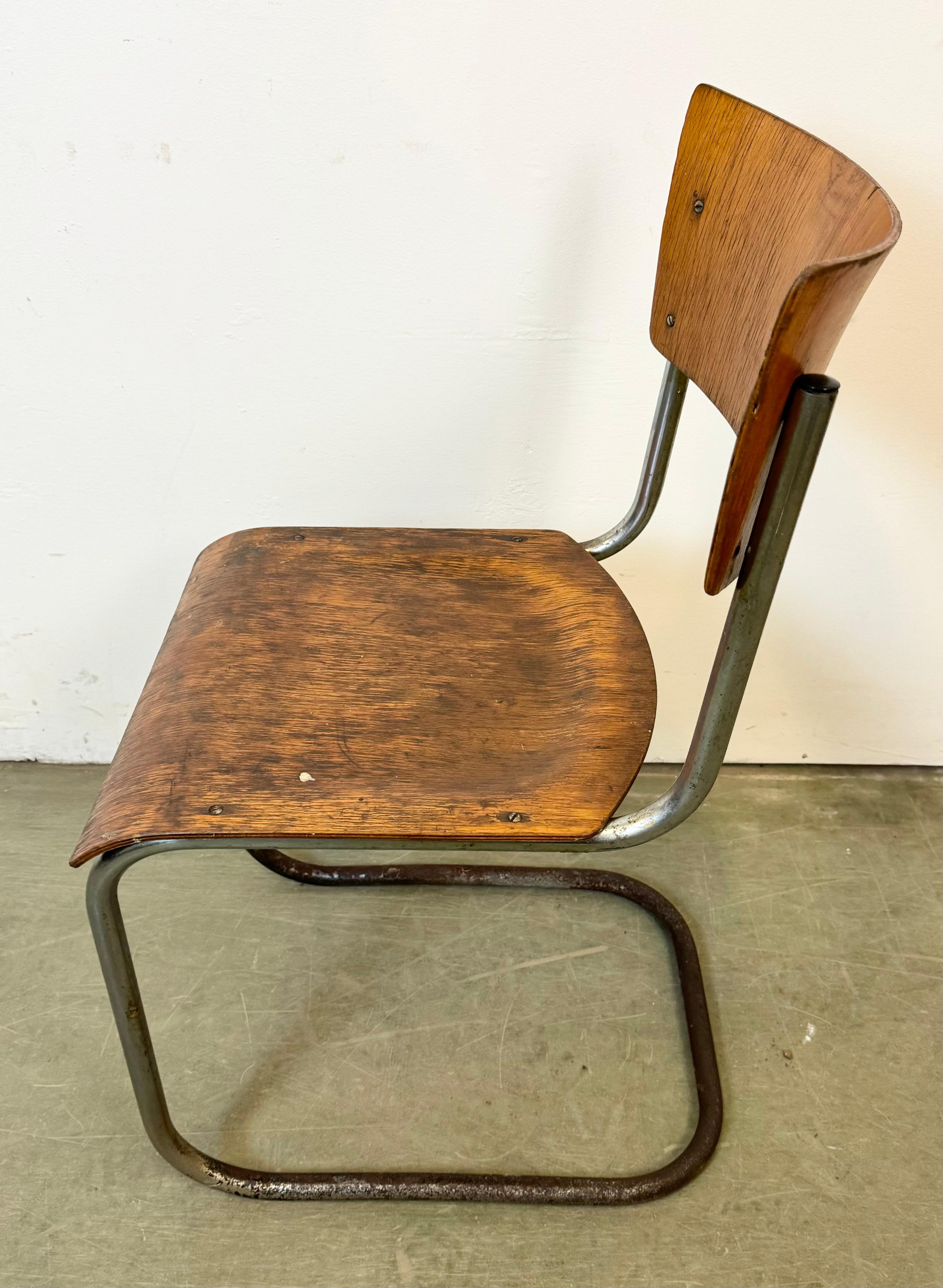 Chaise d'atelier vintage, années 1960 en vente 2