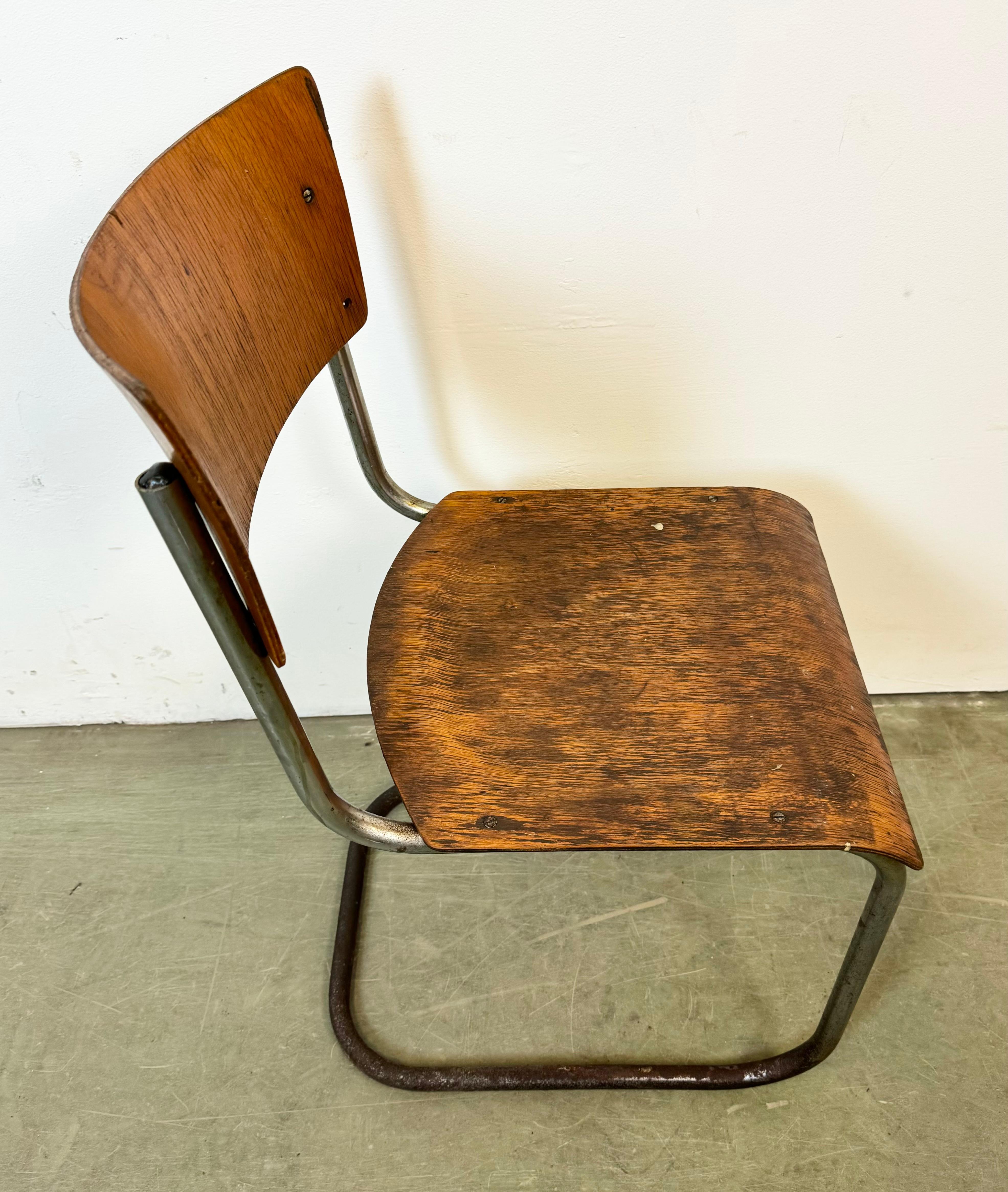 Chaise d'atelier vintage, années 1960 en vente 7