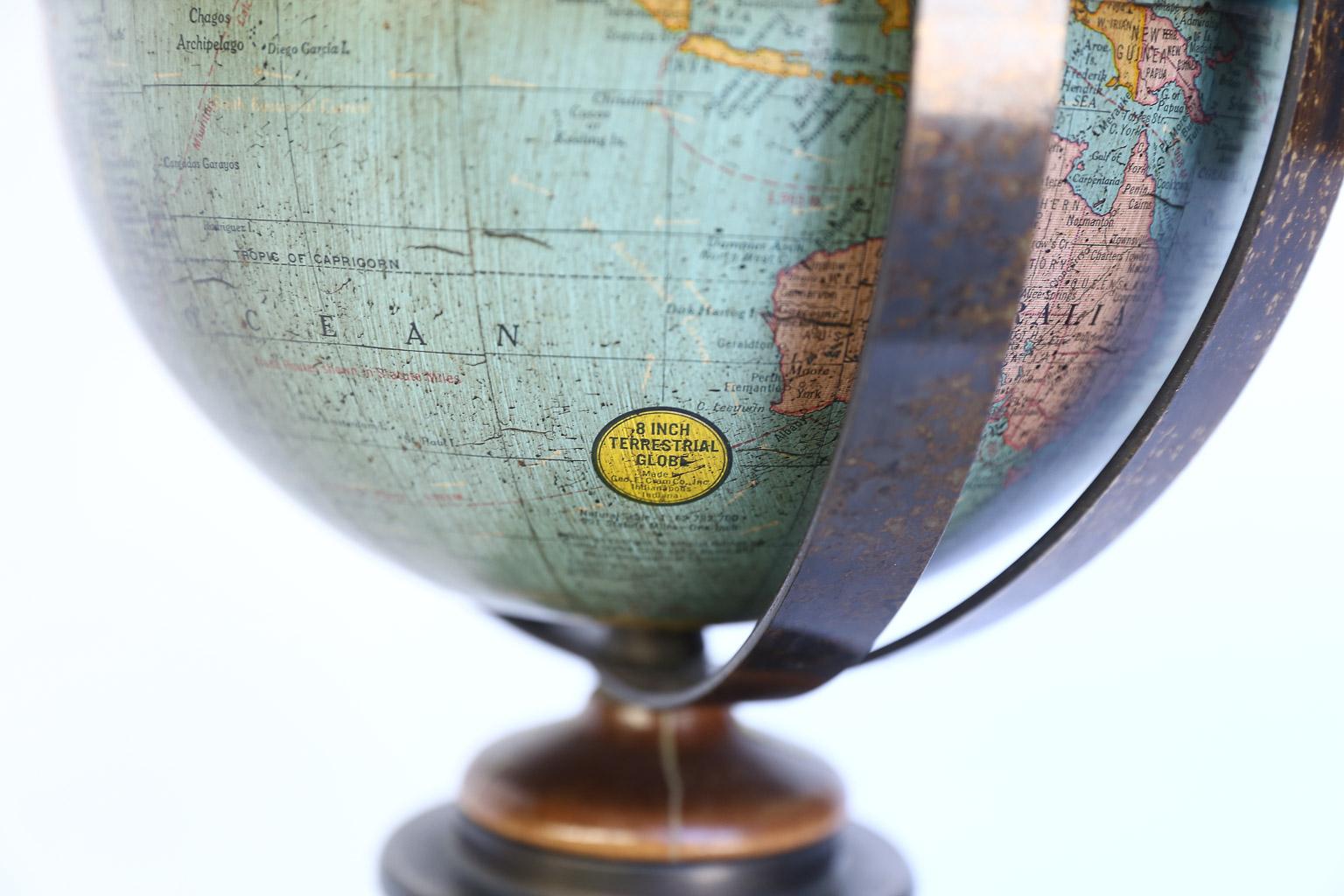 20th Century Vintage World Globe Lamp