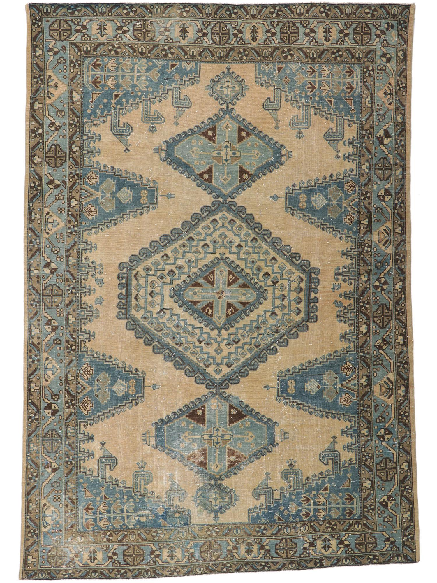 Vintage-Worn Persian Viss Rug, Relaxed Refinement Meets Nomadic Enchantment For Sale 4