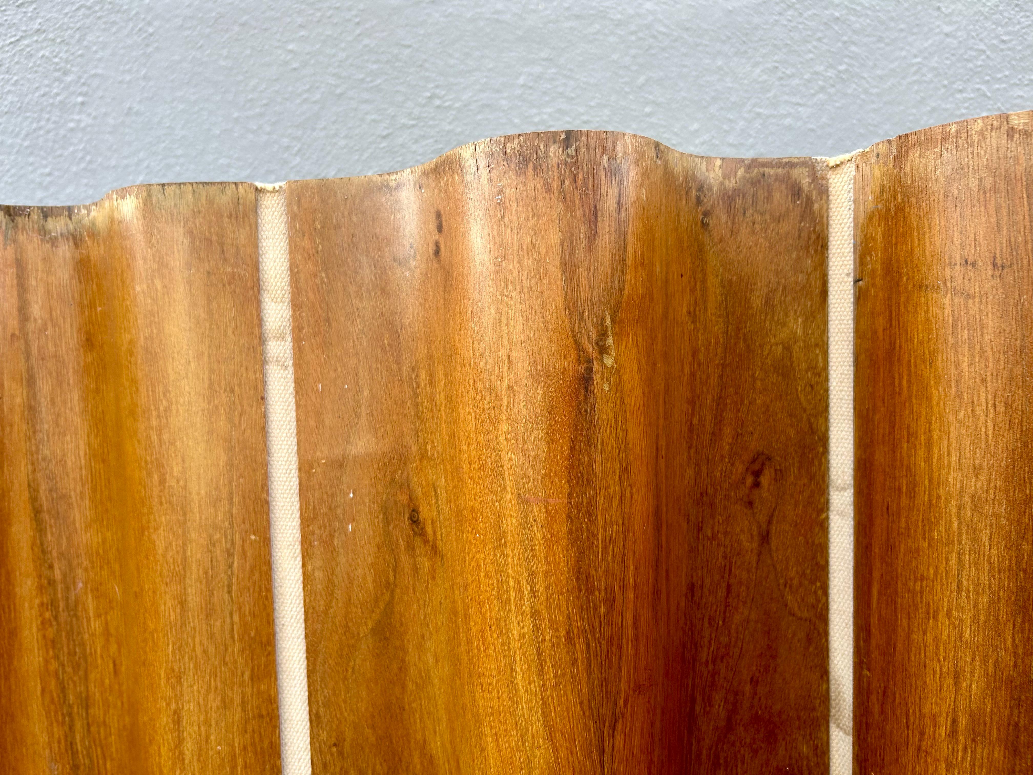 Paravento originale d'epoca ondulato in noce Foldes Charles and Ray Eames in vendita 7