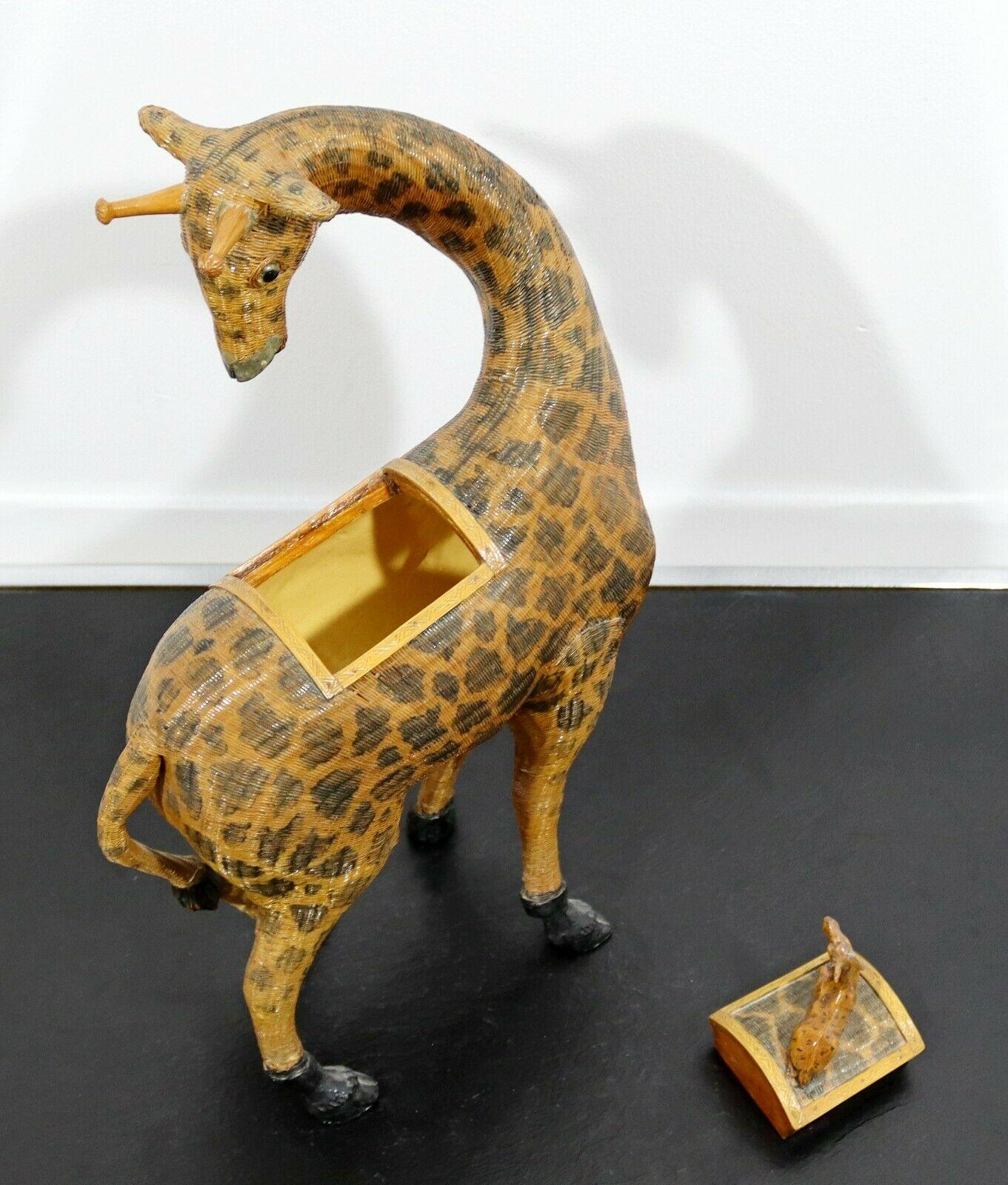 20th Century Vintage Woven Chinese Giraffe Asian Style Basket Sculpture For Sale